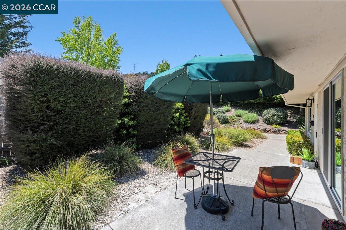 2933 Ptarmigan Dr # 3