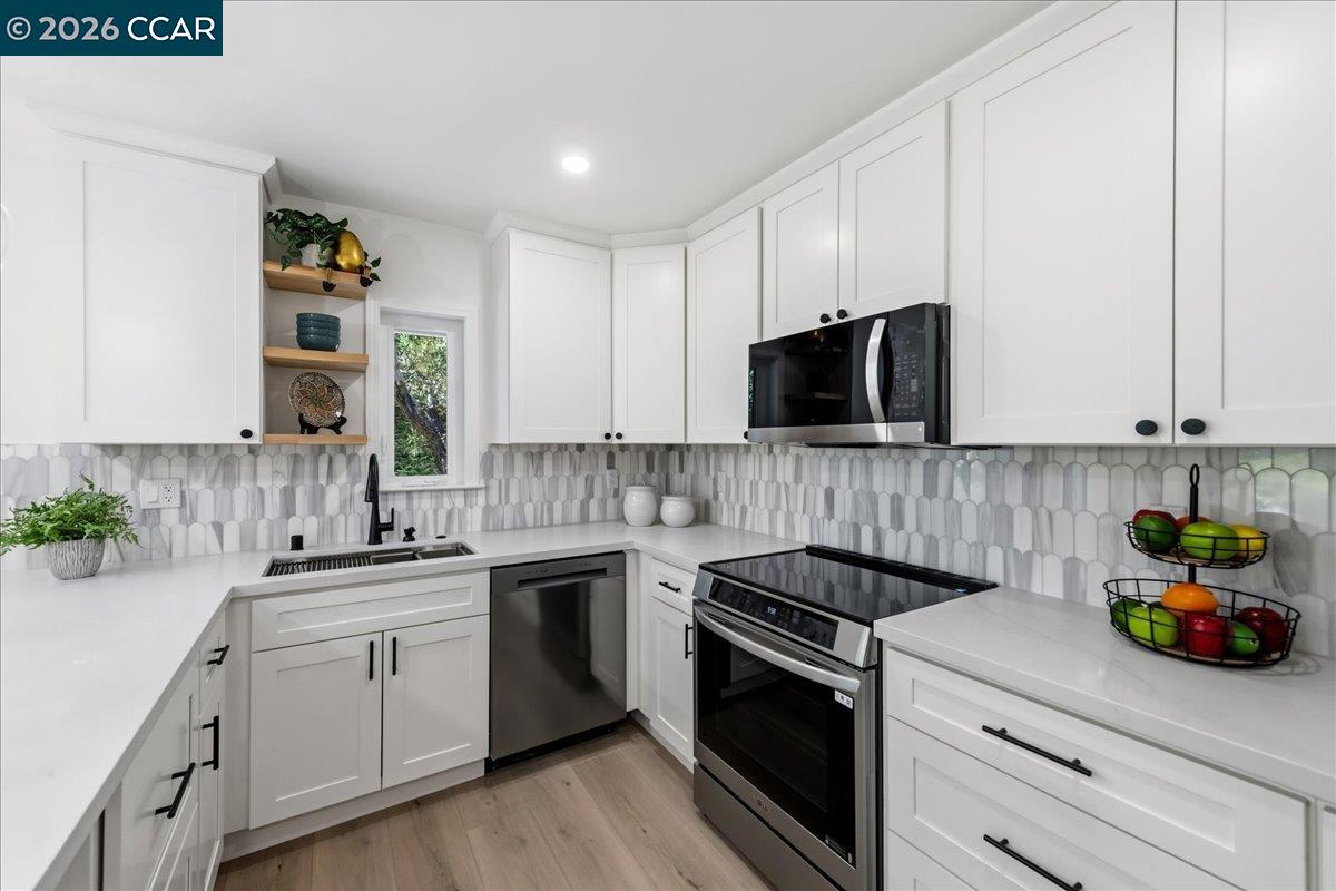 2933 Ptarmigan Dr # 3