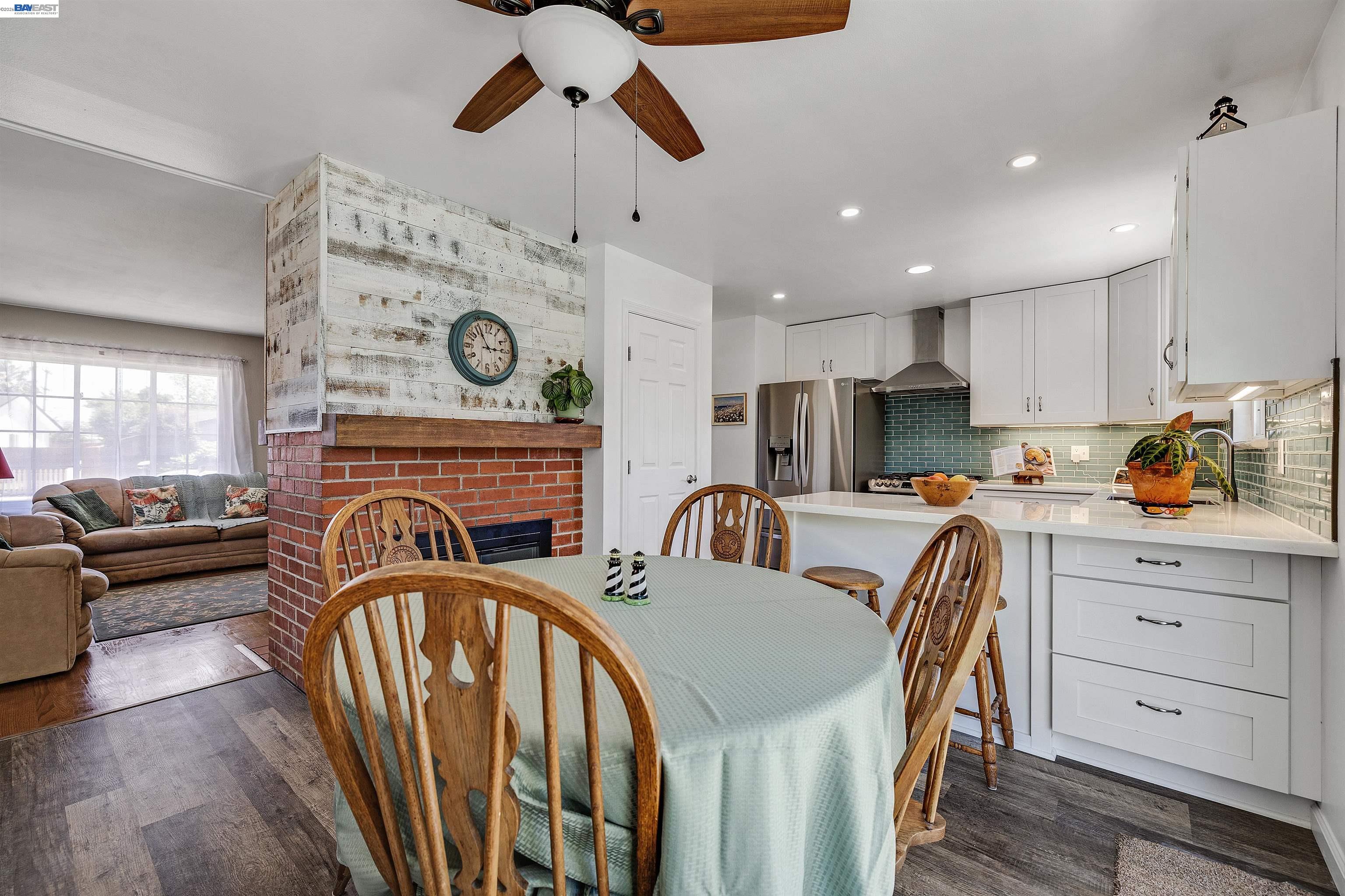 4577 Bianca Dr