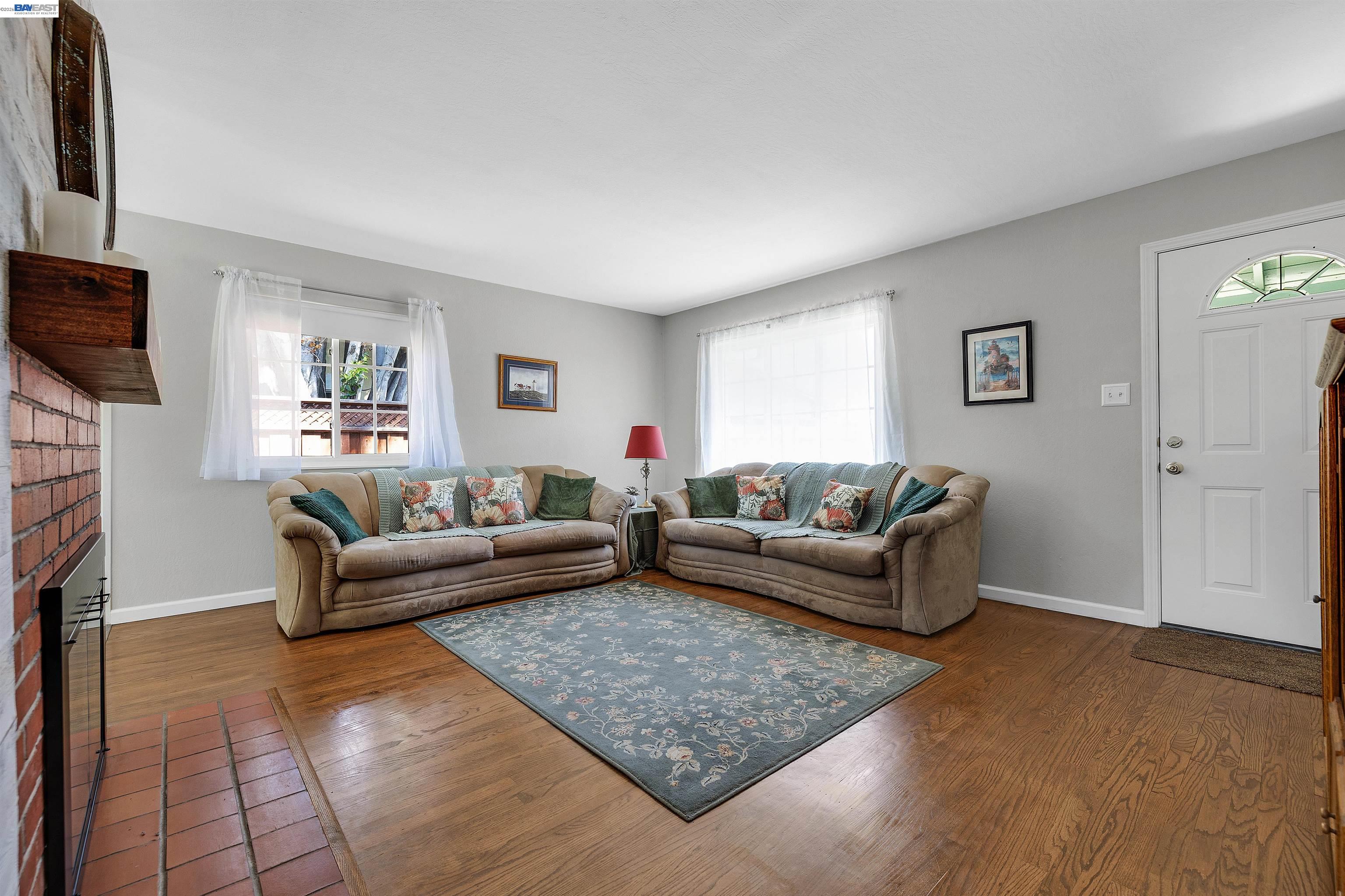 4577 Bianca Dr