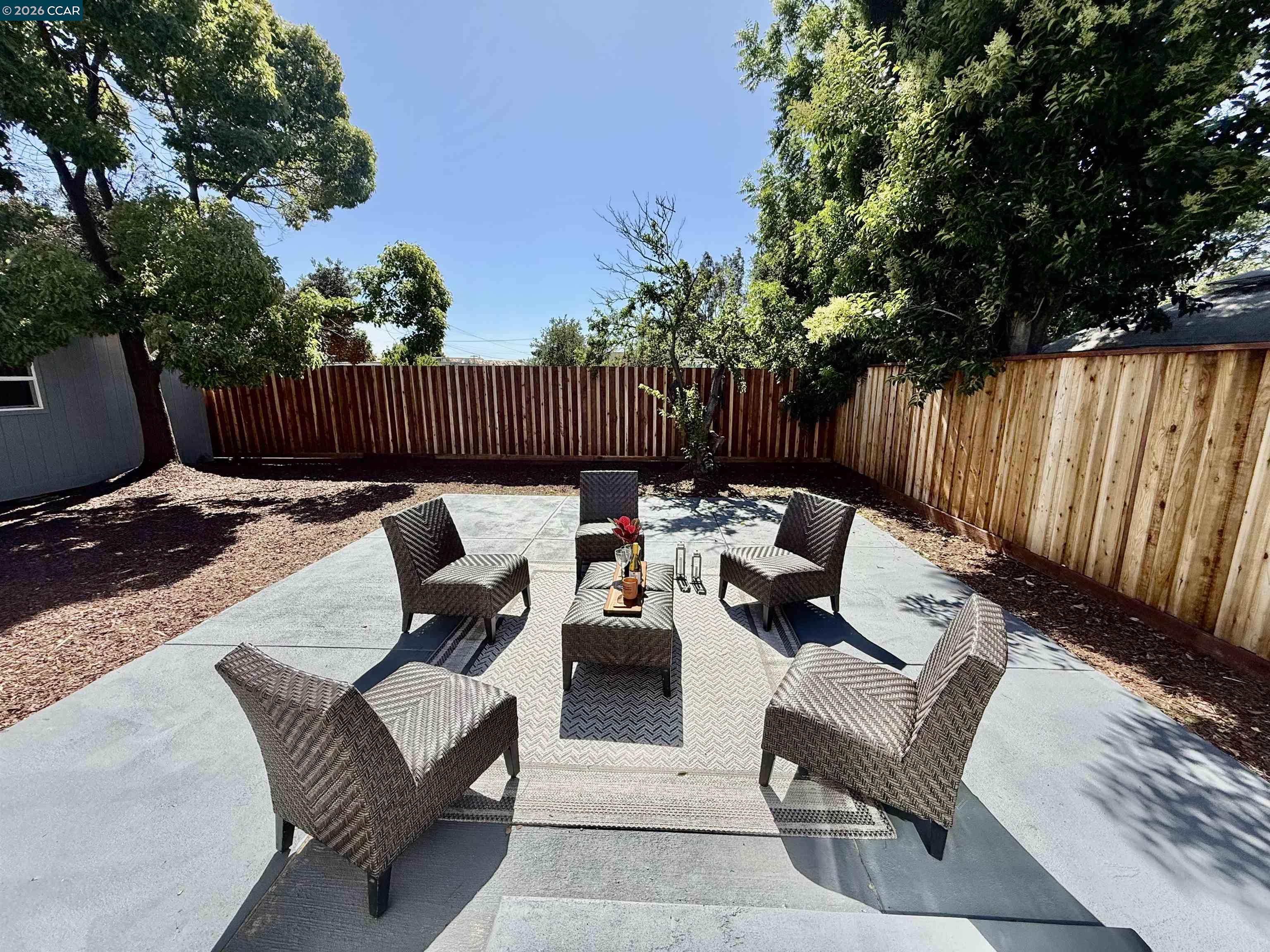 355 Lofas Pl
