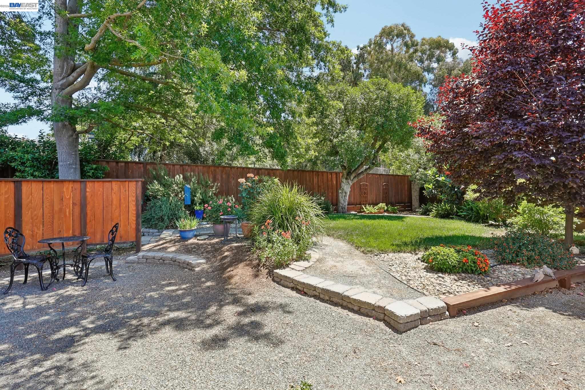 5538 Charlotte Way