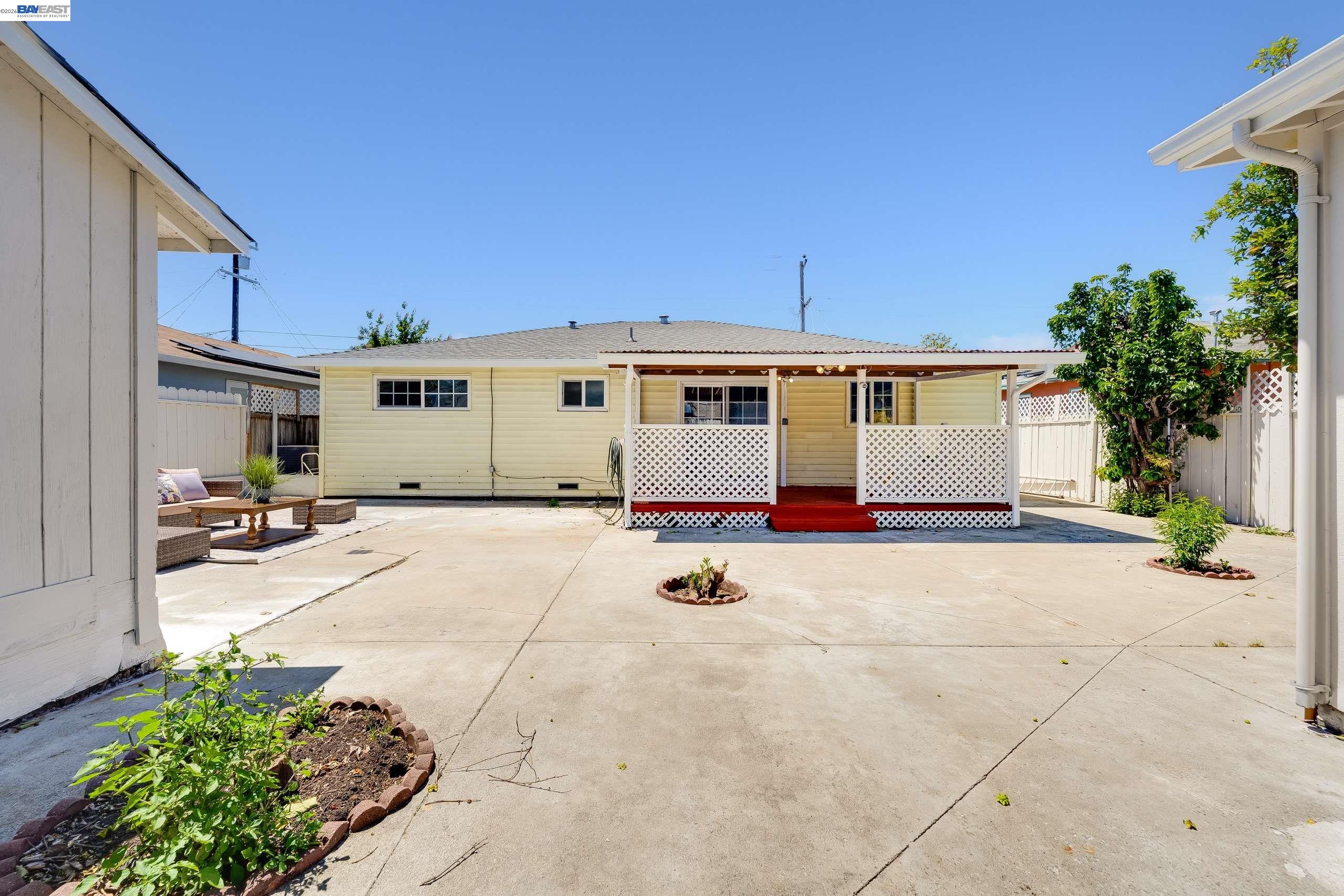 36122 Magellan Dr
