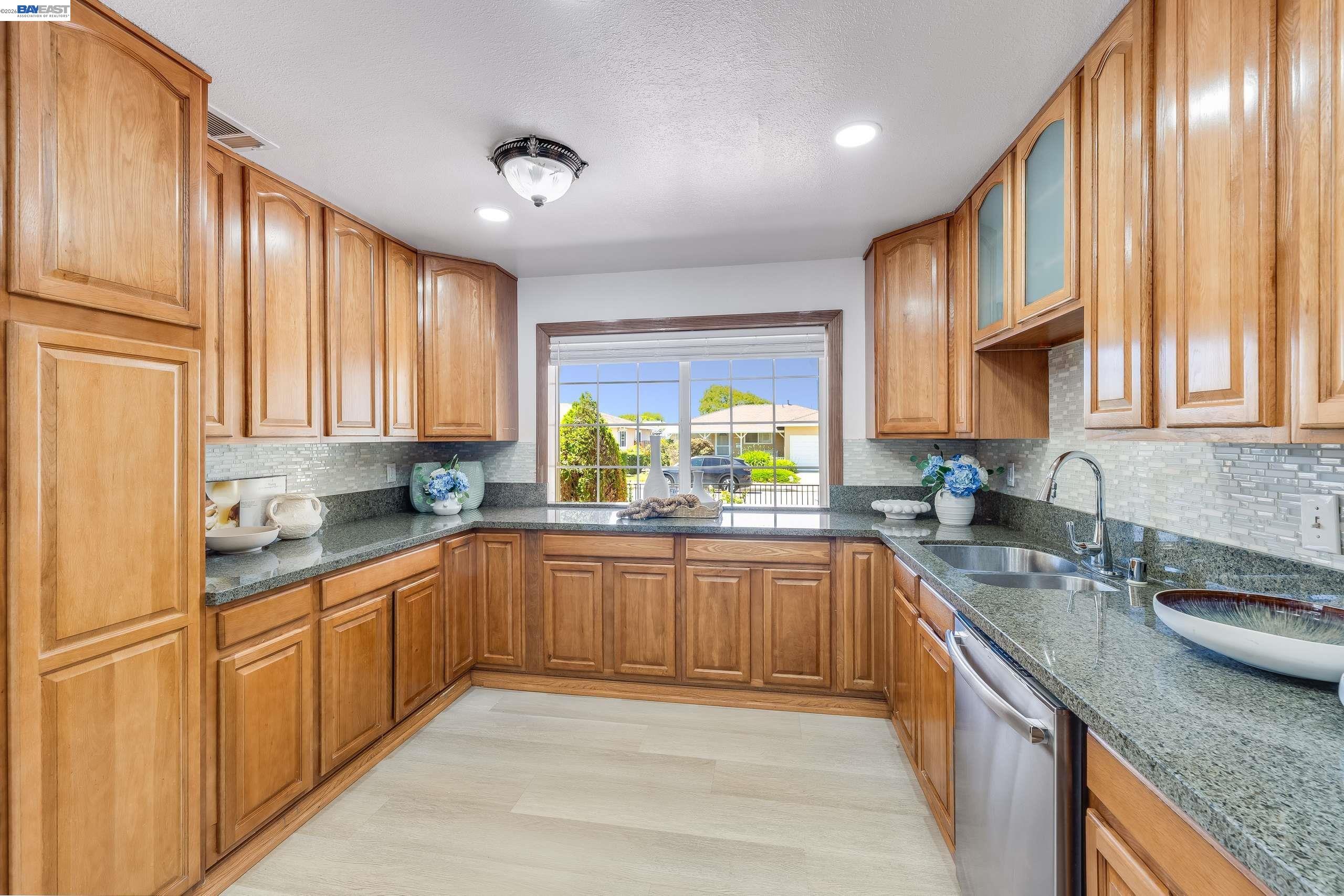 36122 Magellan Dr