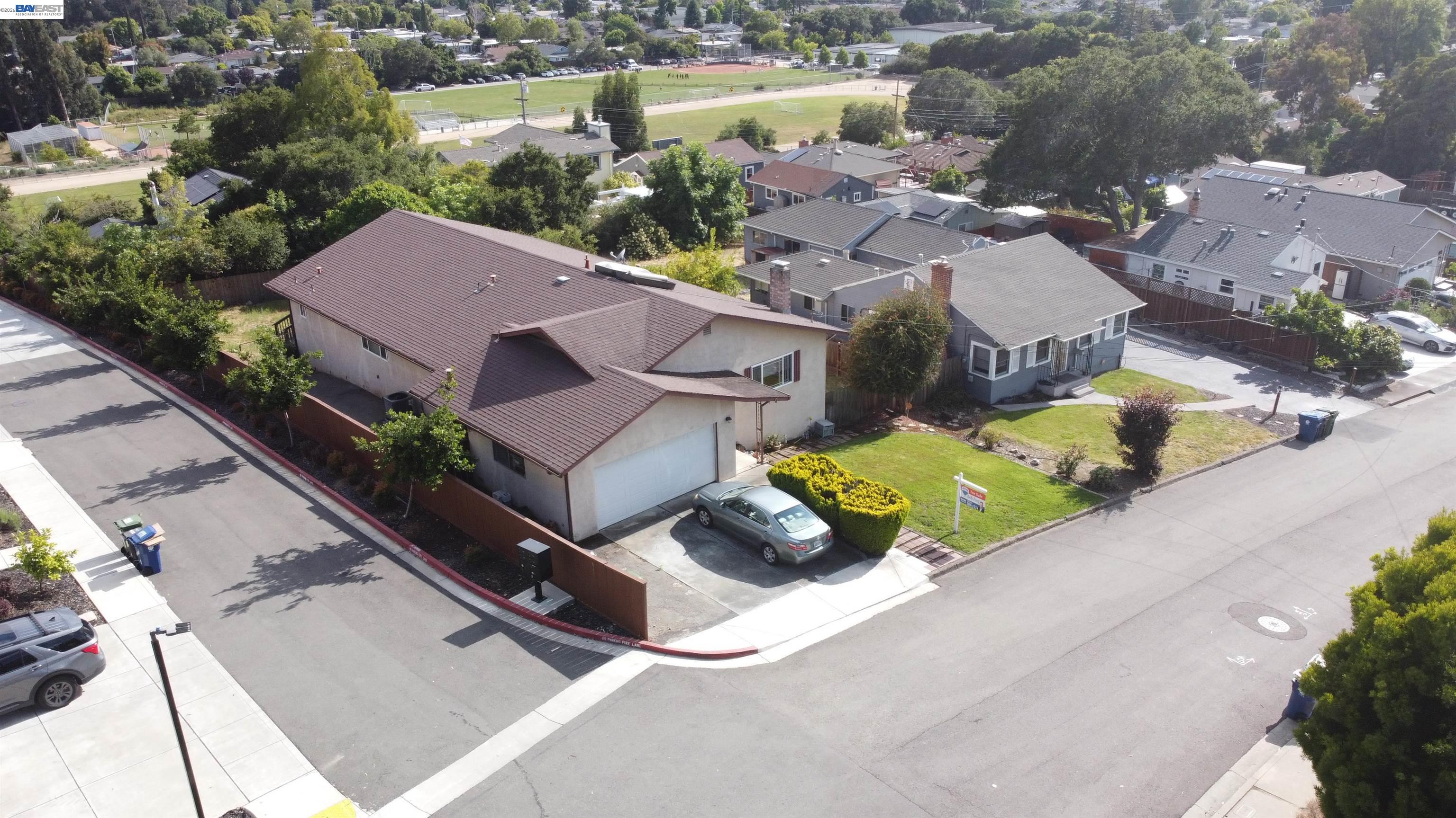 4591 Edwards Ln
