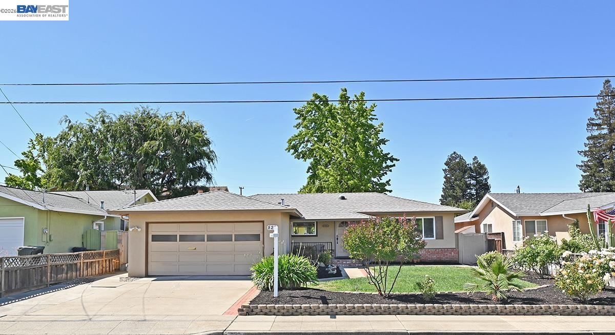 827 Caliente Ave