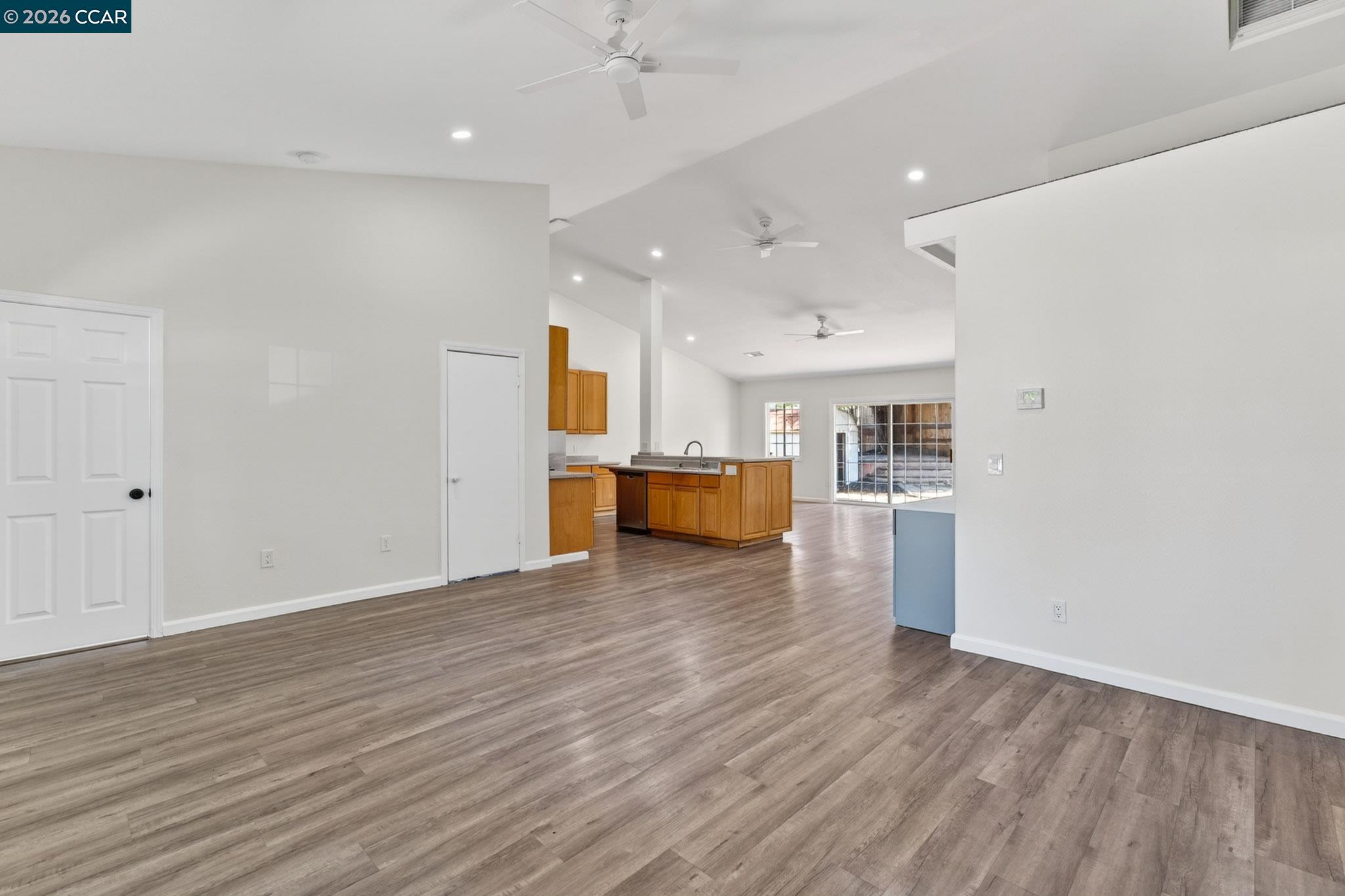 2037 Highland Drive