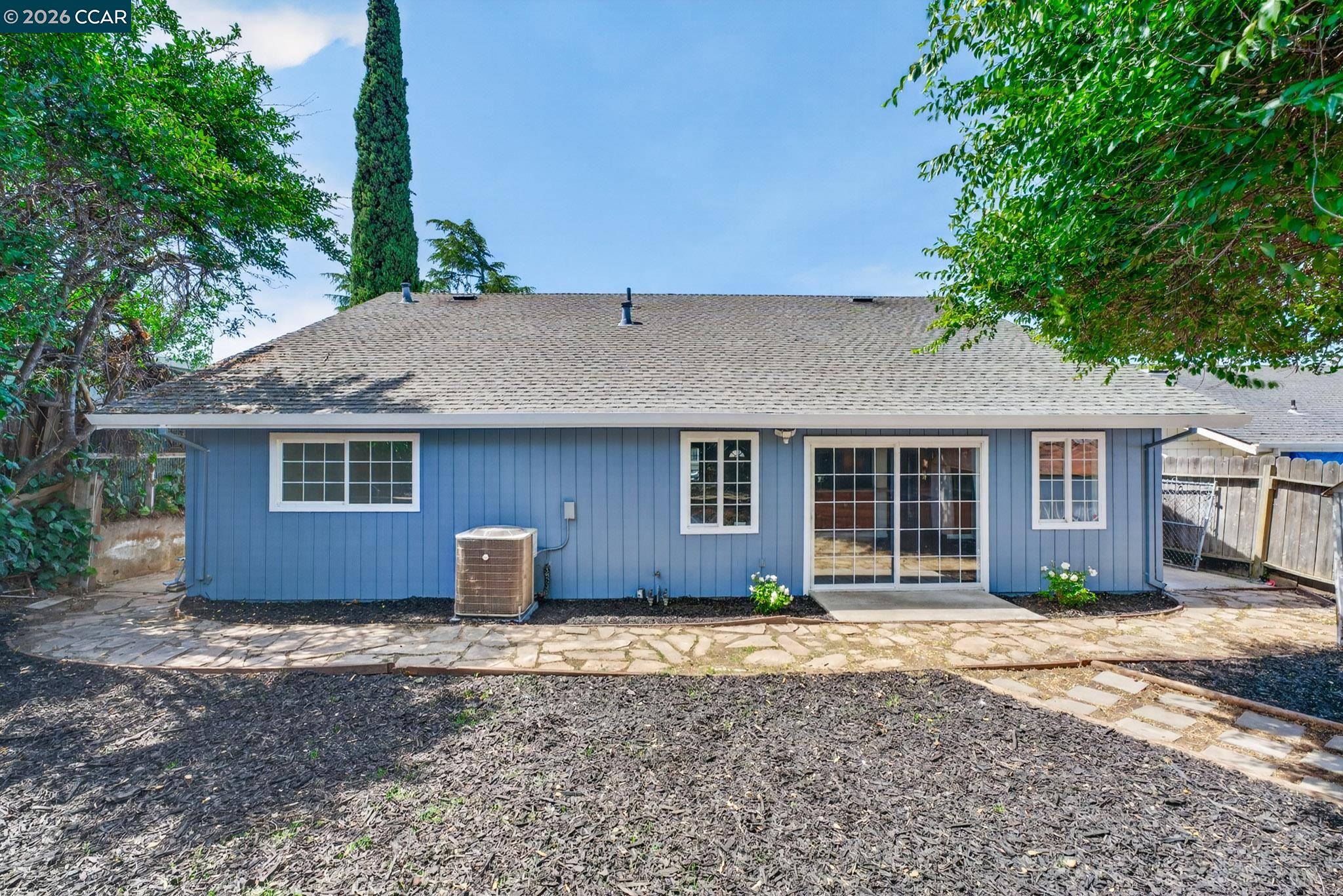 2037 Highland Drive