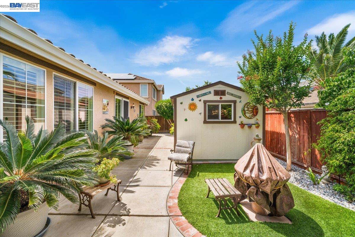 113 Lasata Dr