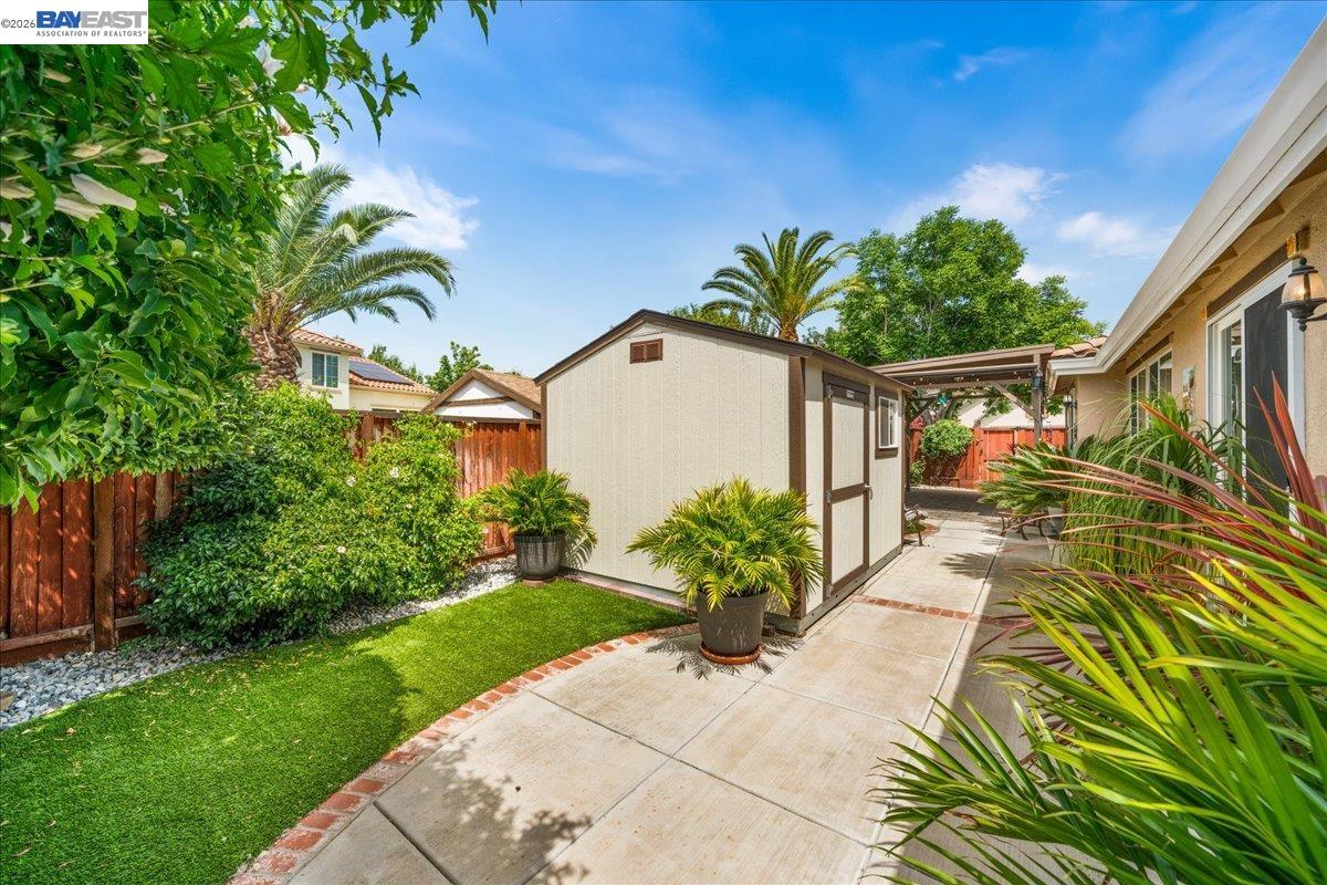 113 Lasata Dr