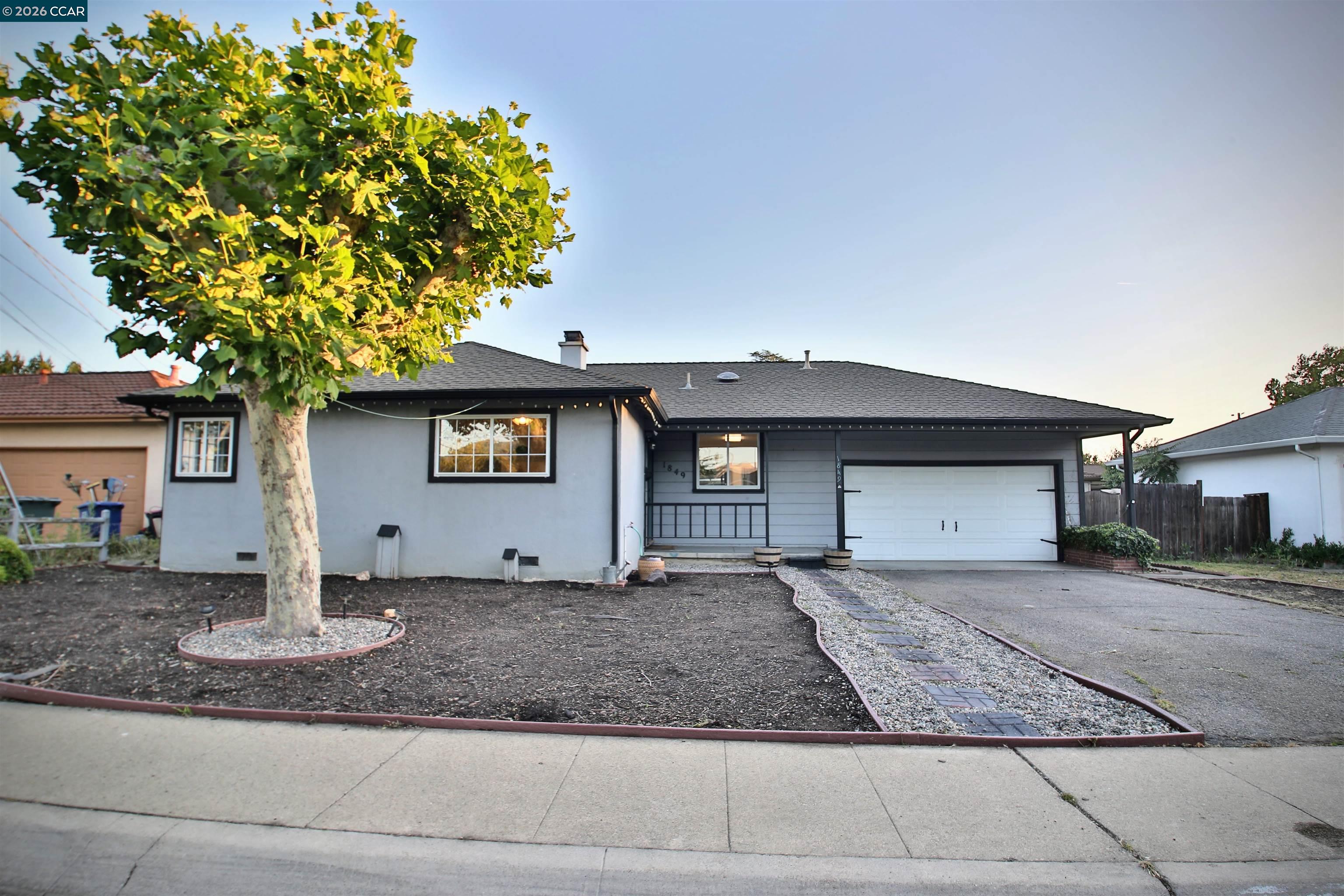 1849 Silverwood Dr