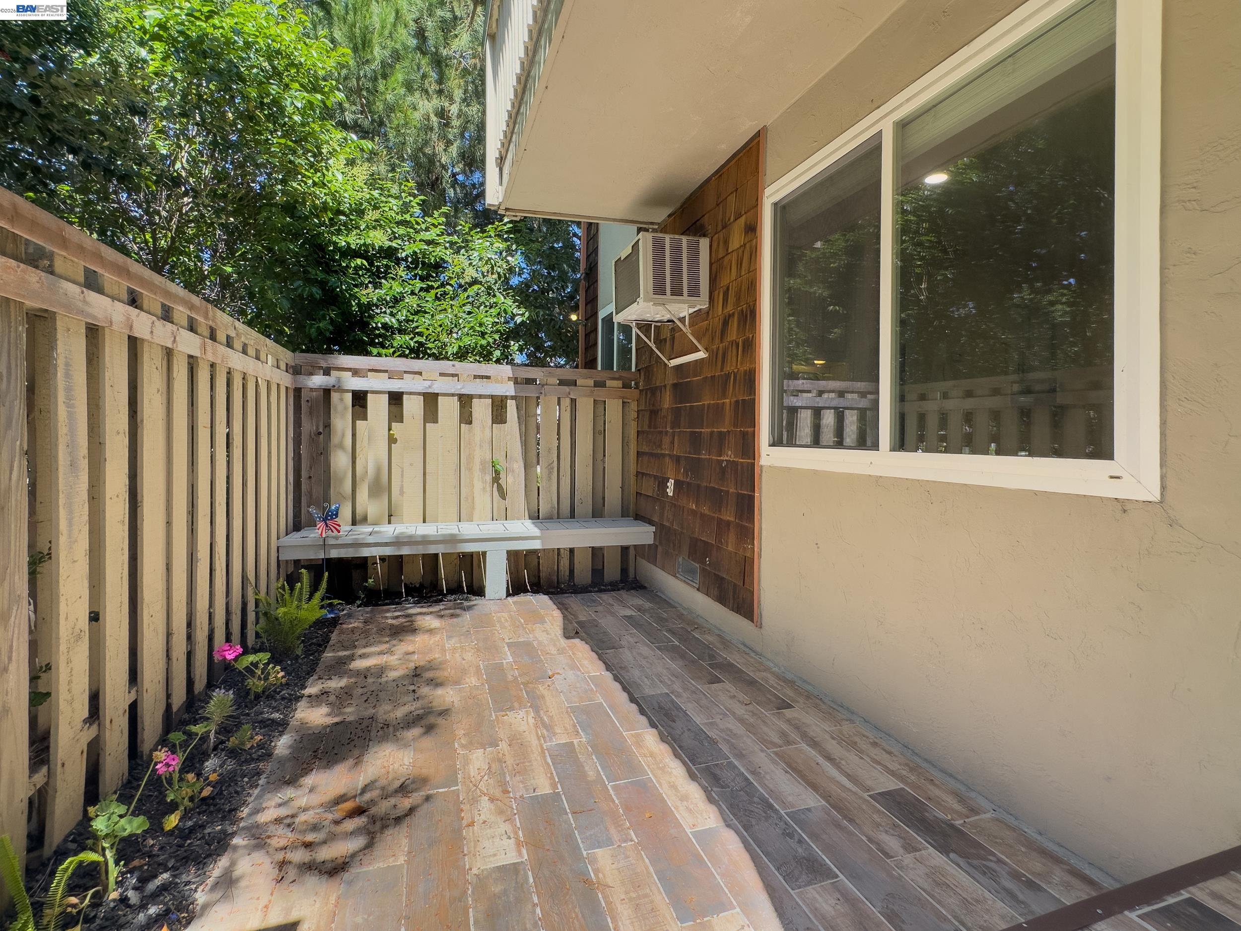 205 Muir Rd