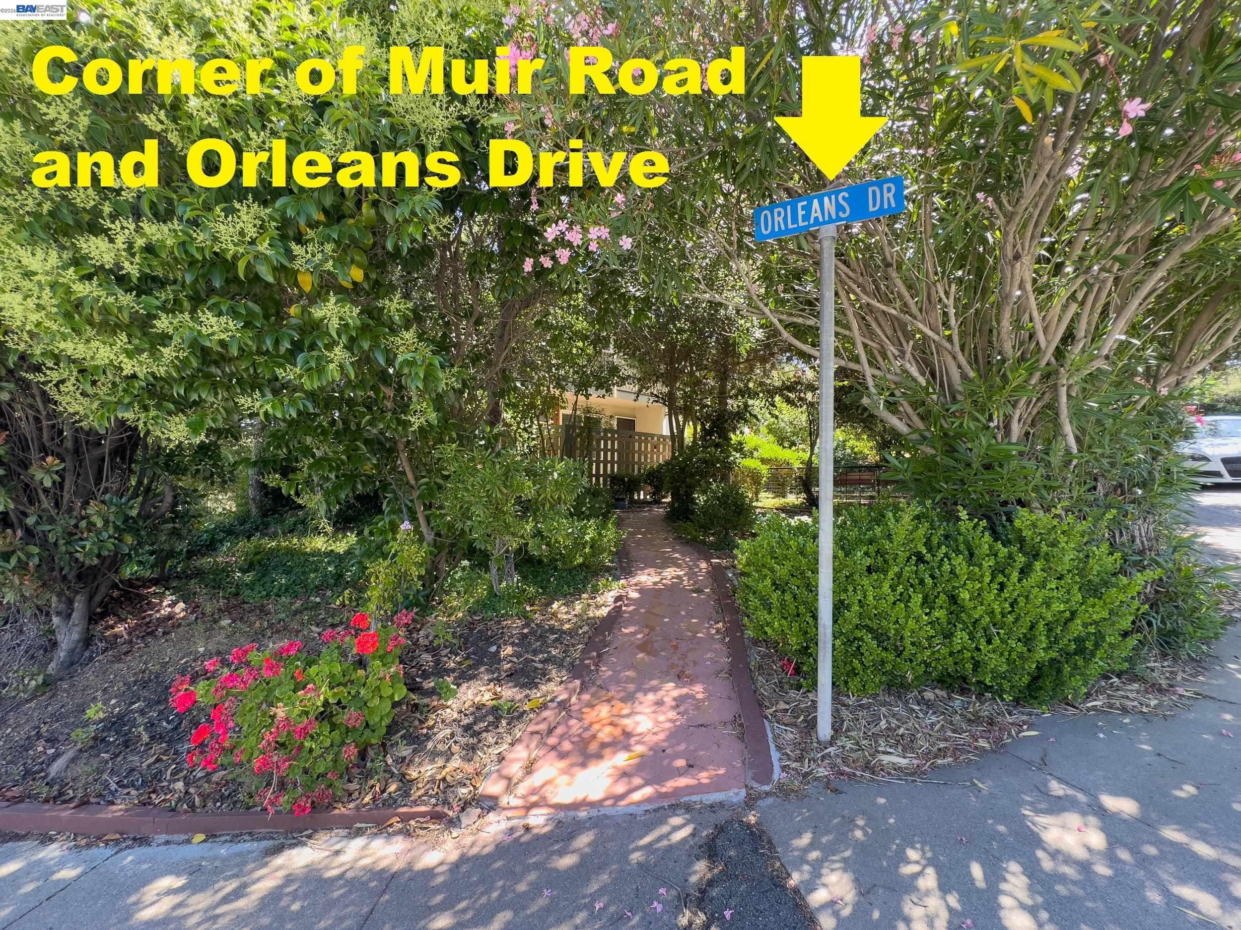 205 Muir Rd