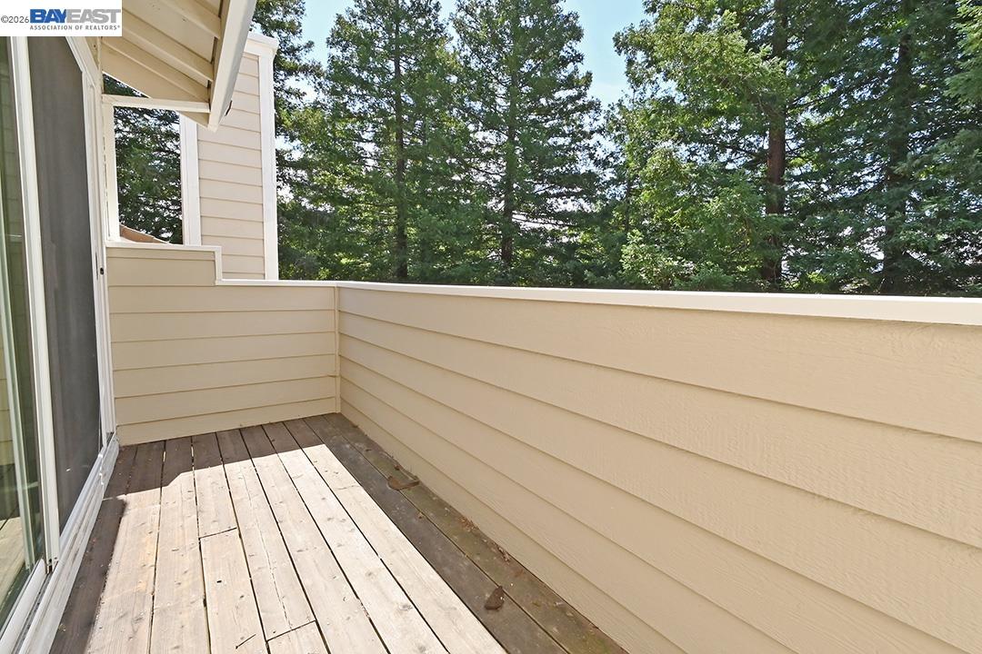 3869 MacGregor Cmn