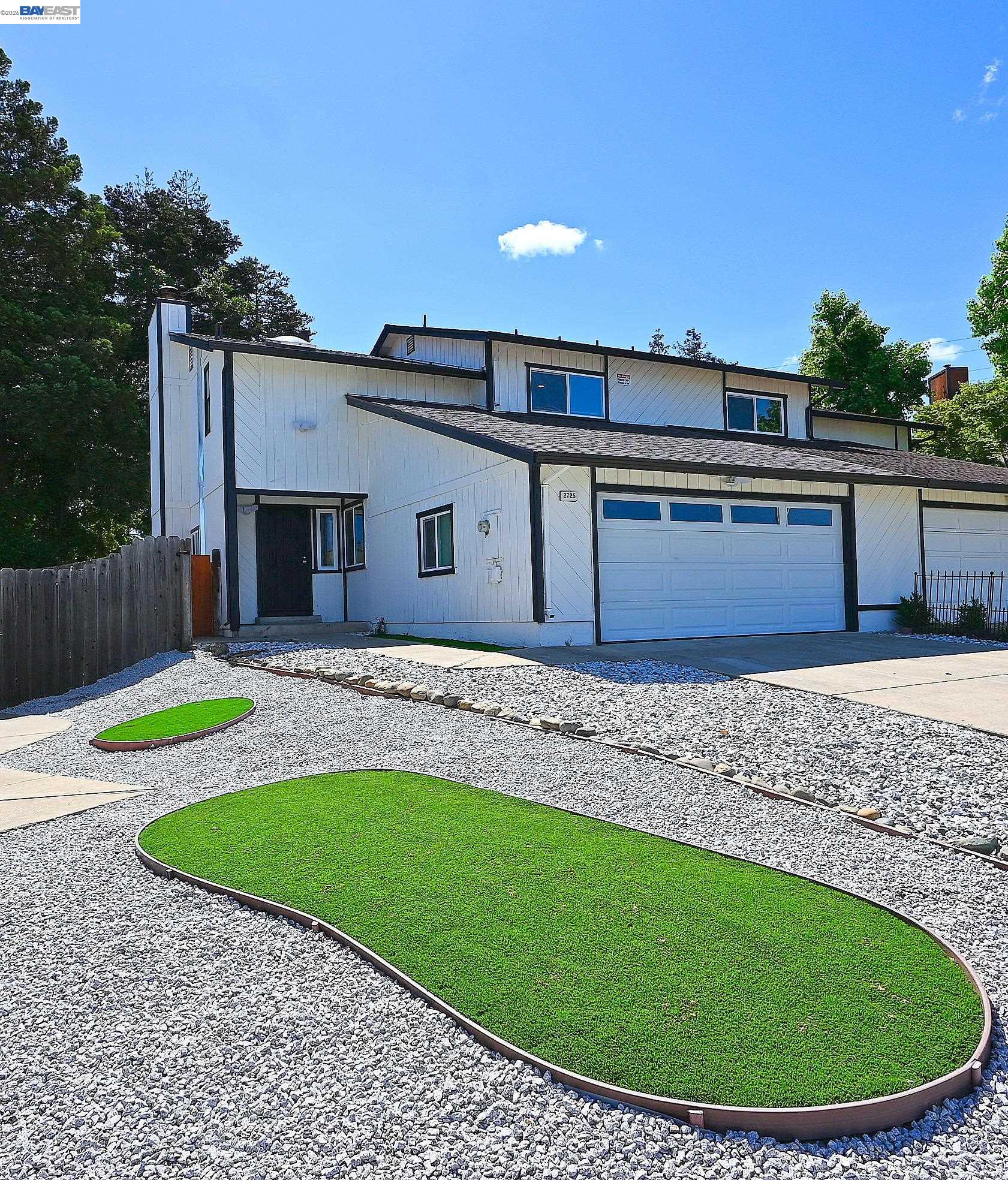 2725 Countrywood Dr