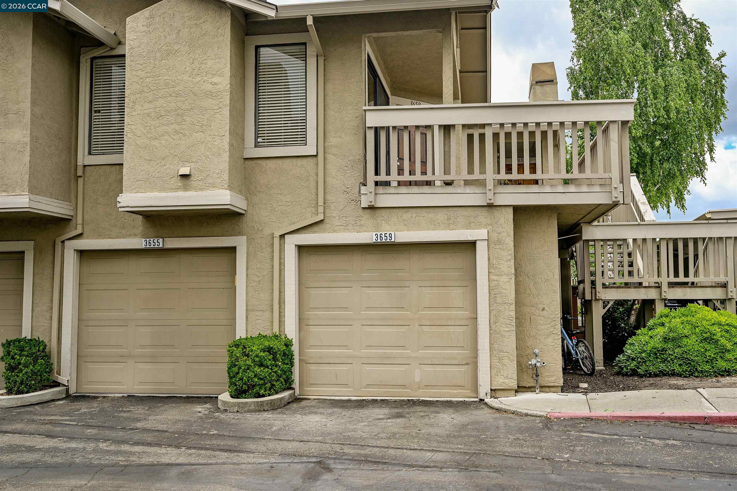 3659 Crow Canyon Rd