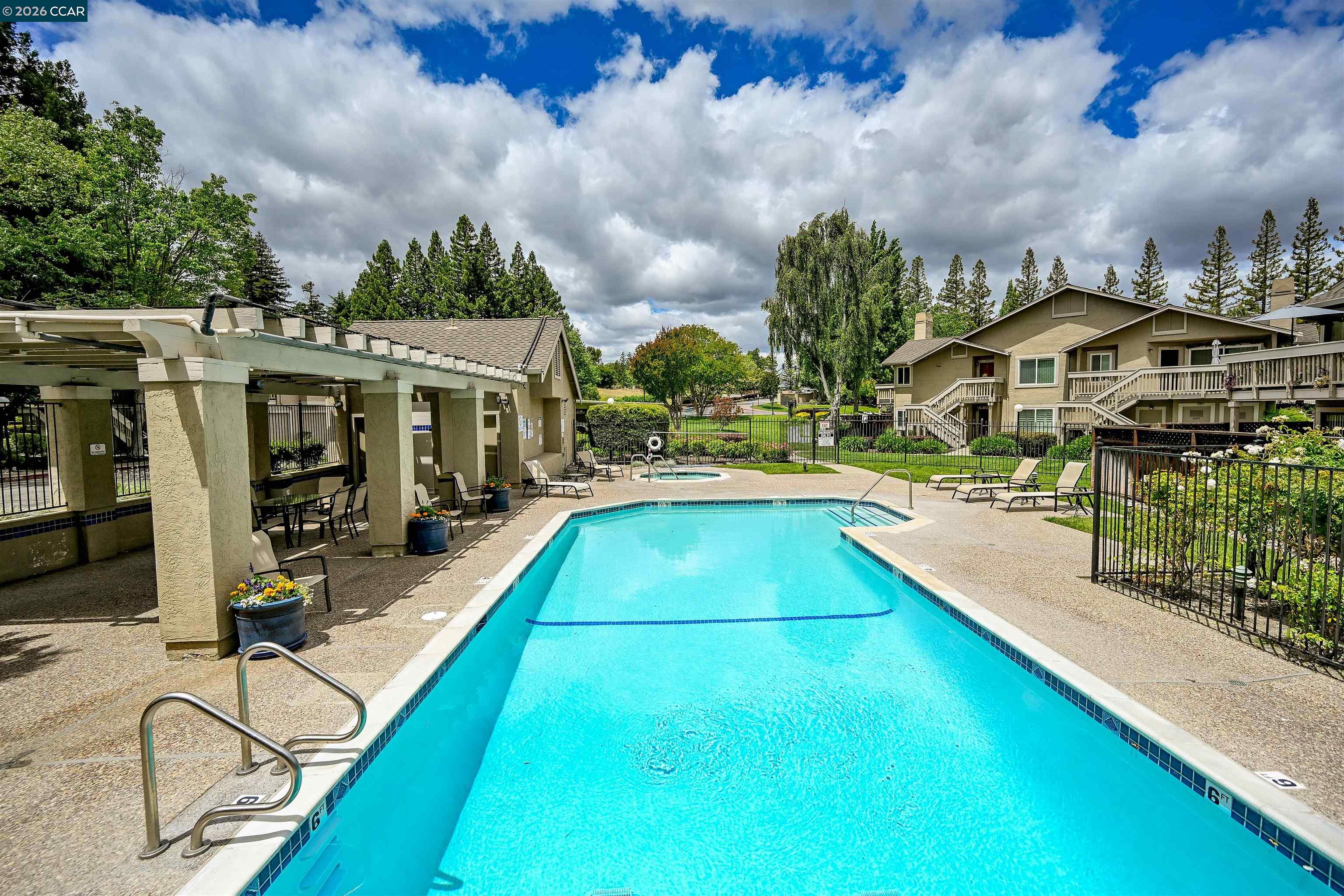 3659 Crow Canyon Rd