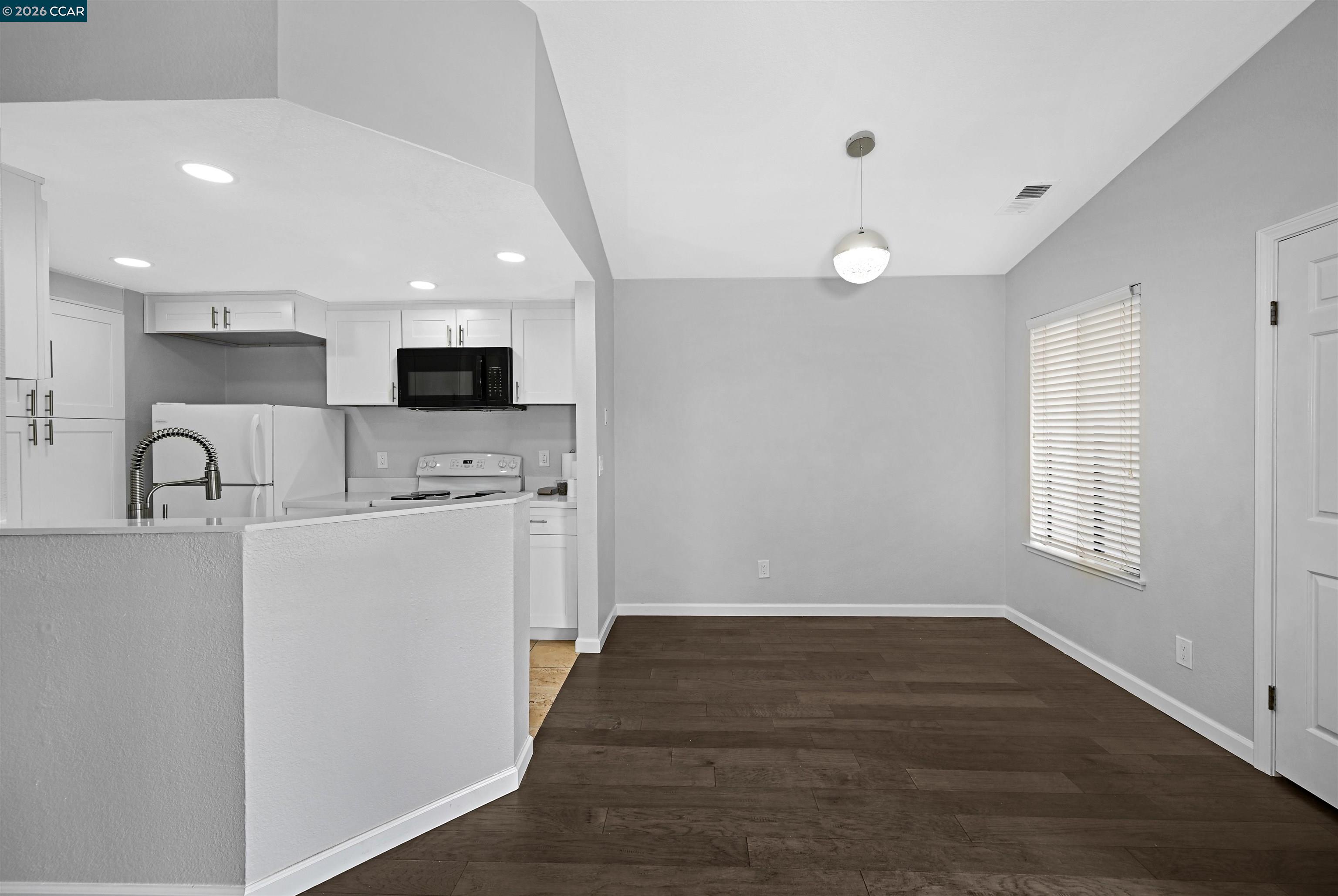 3659 Crow Canyon Rd