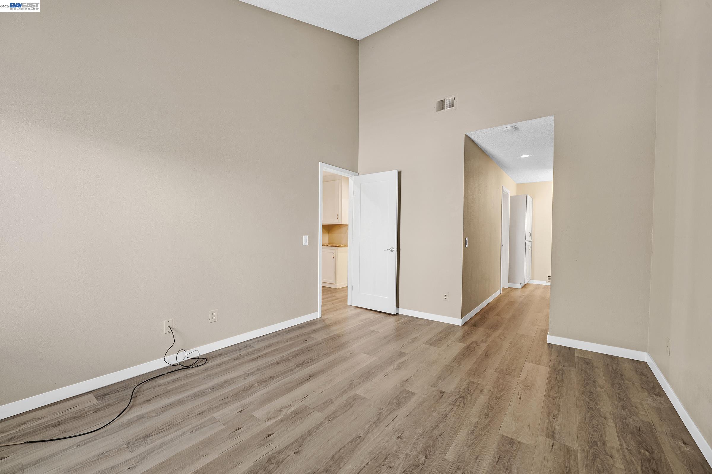 39052 Levi St