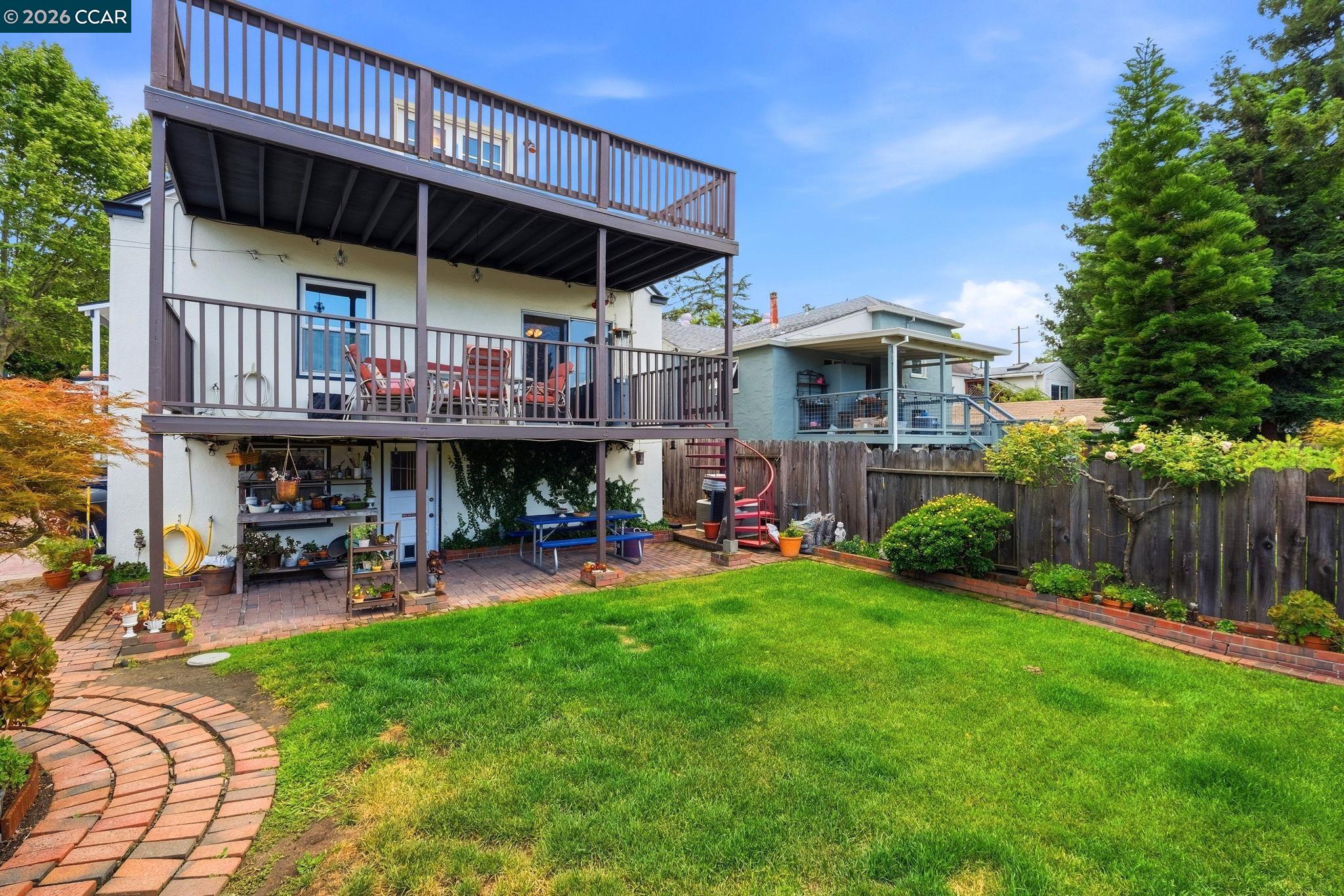 1225 Ulfinian Way