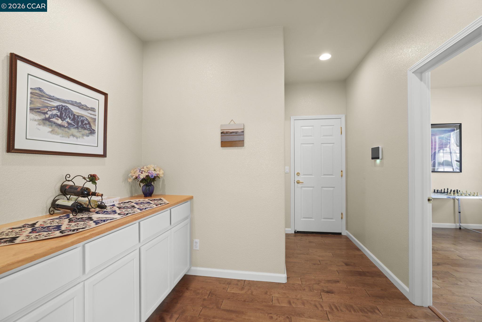 4529 Wagon Trail Way