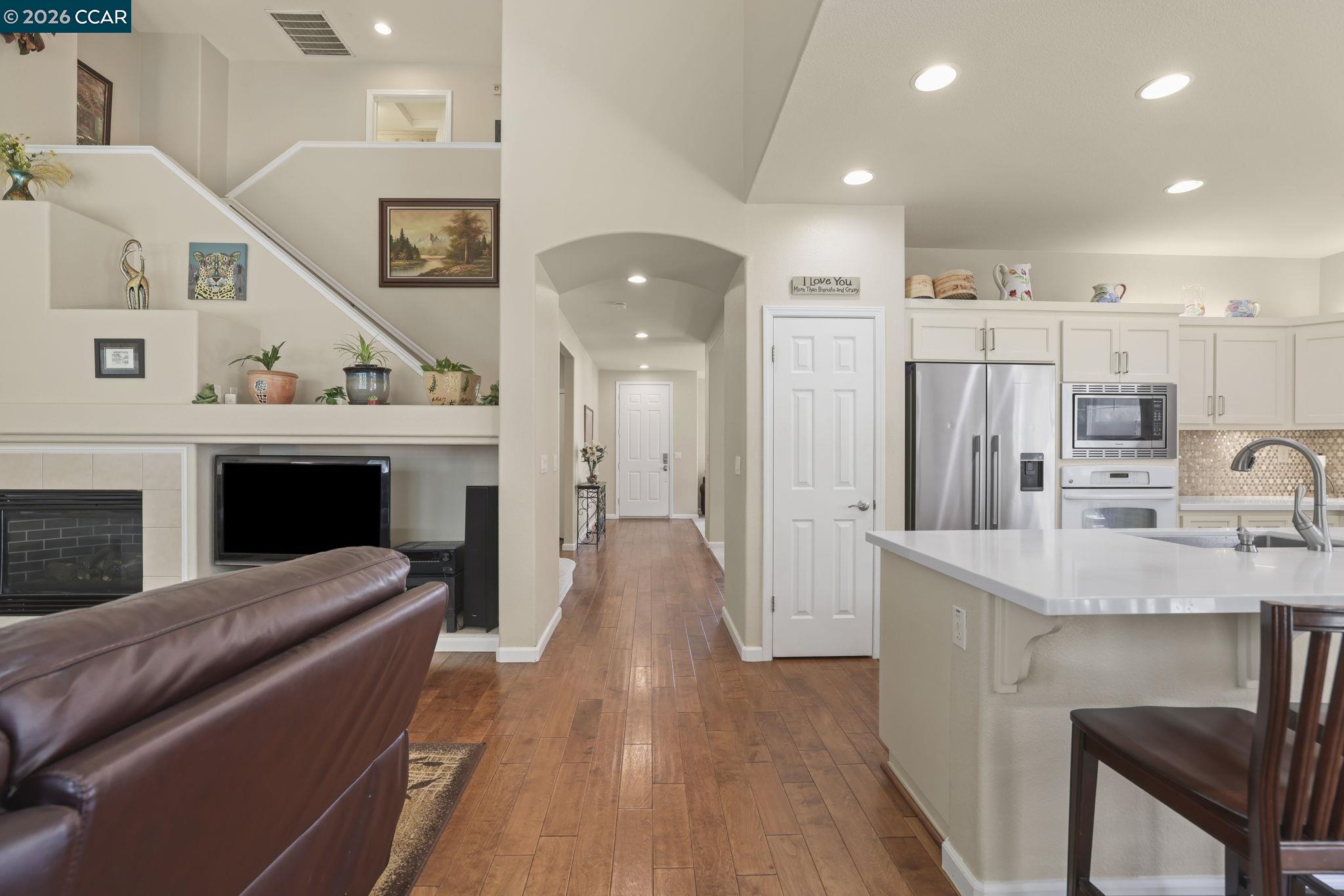 4529 Wagon Trail Way
