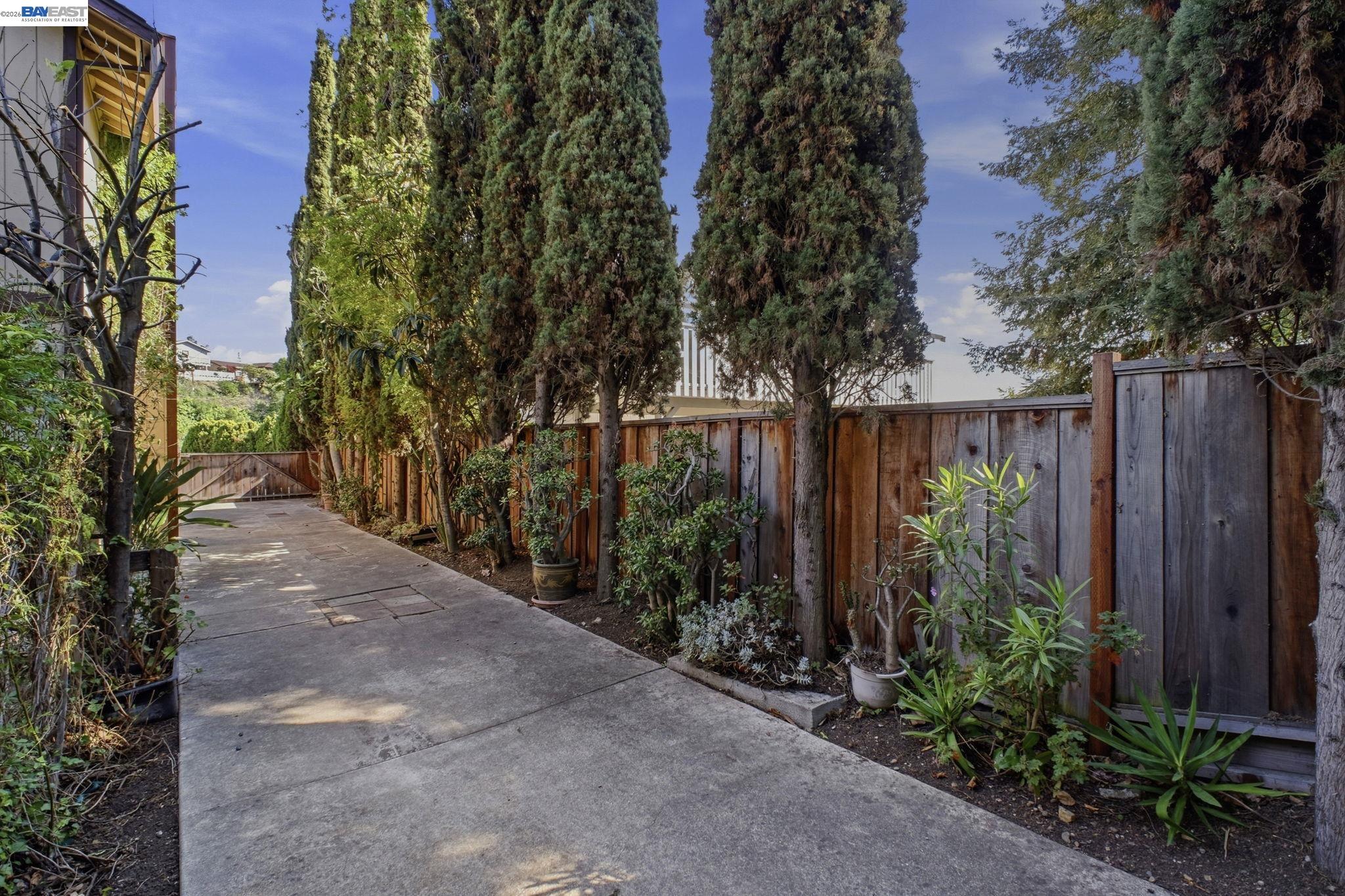 410 Monaco Ave