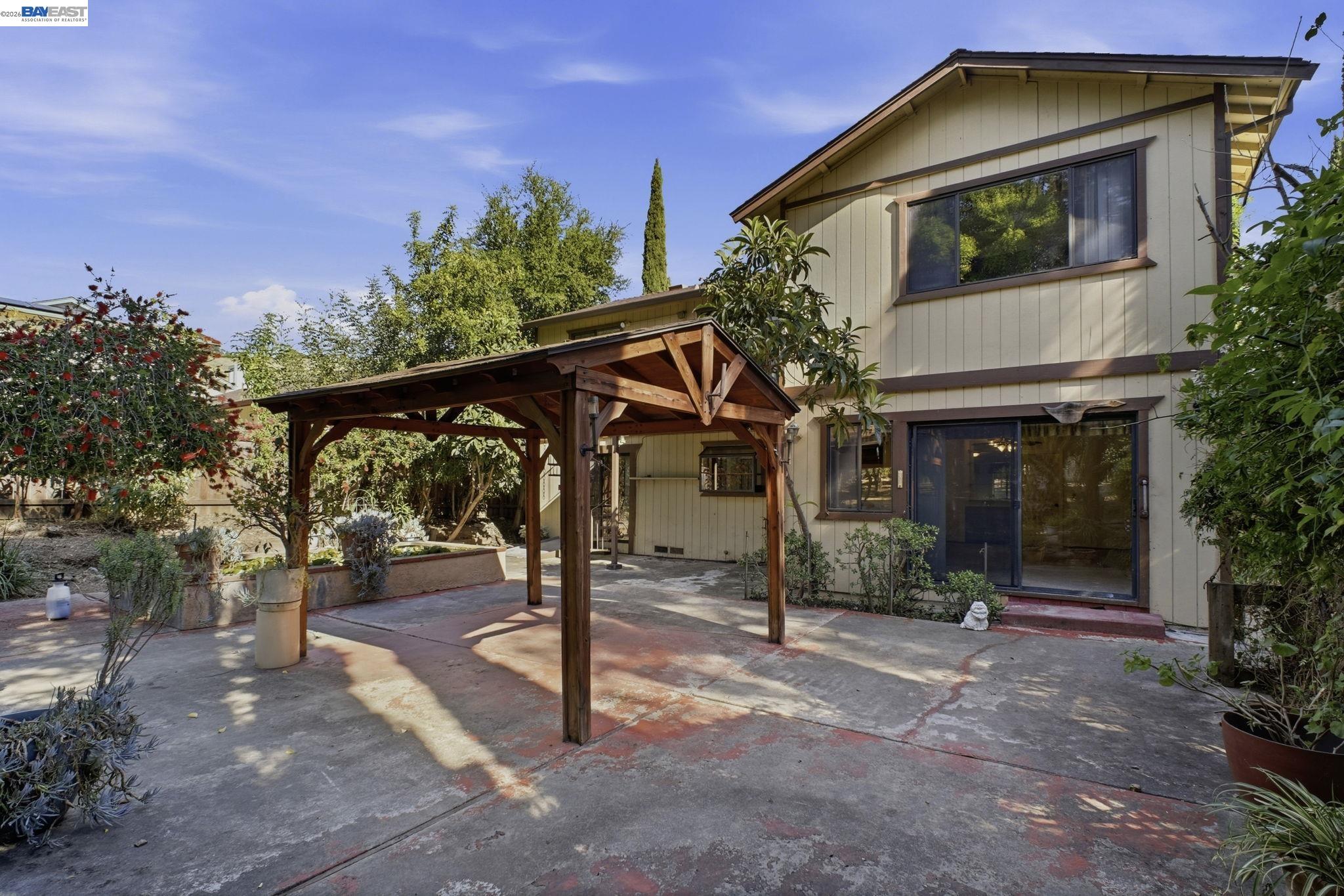 410 Monaco Ave