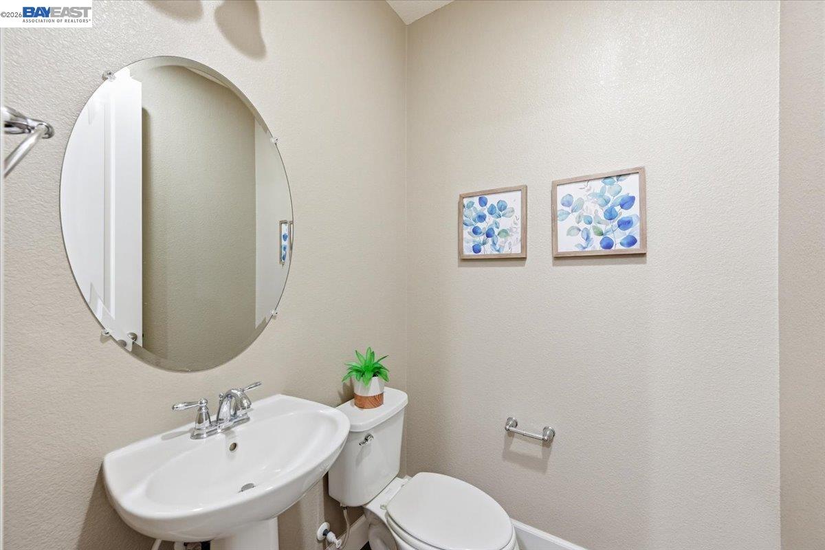 5423 Iron Horse Pkwy