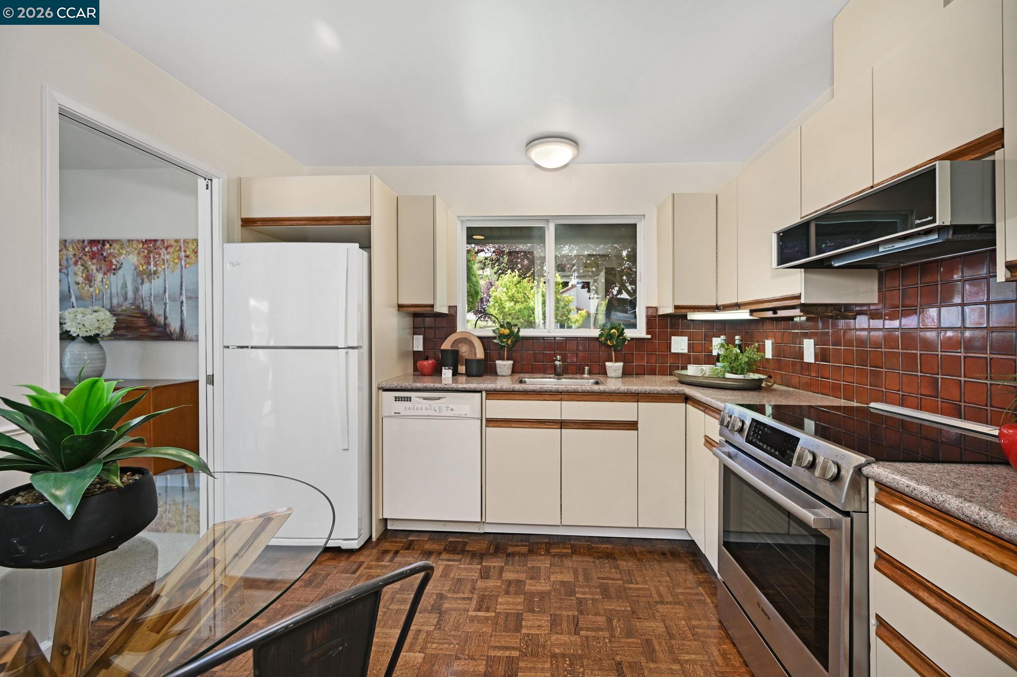 1351 Camino Peral # C