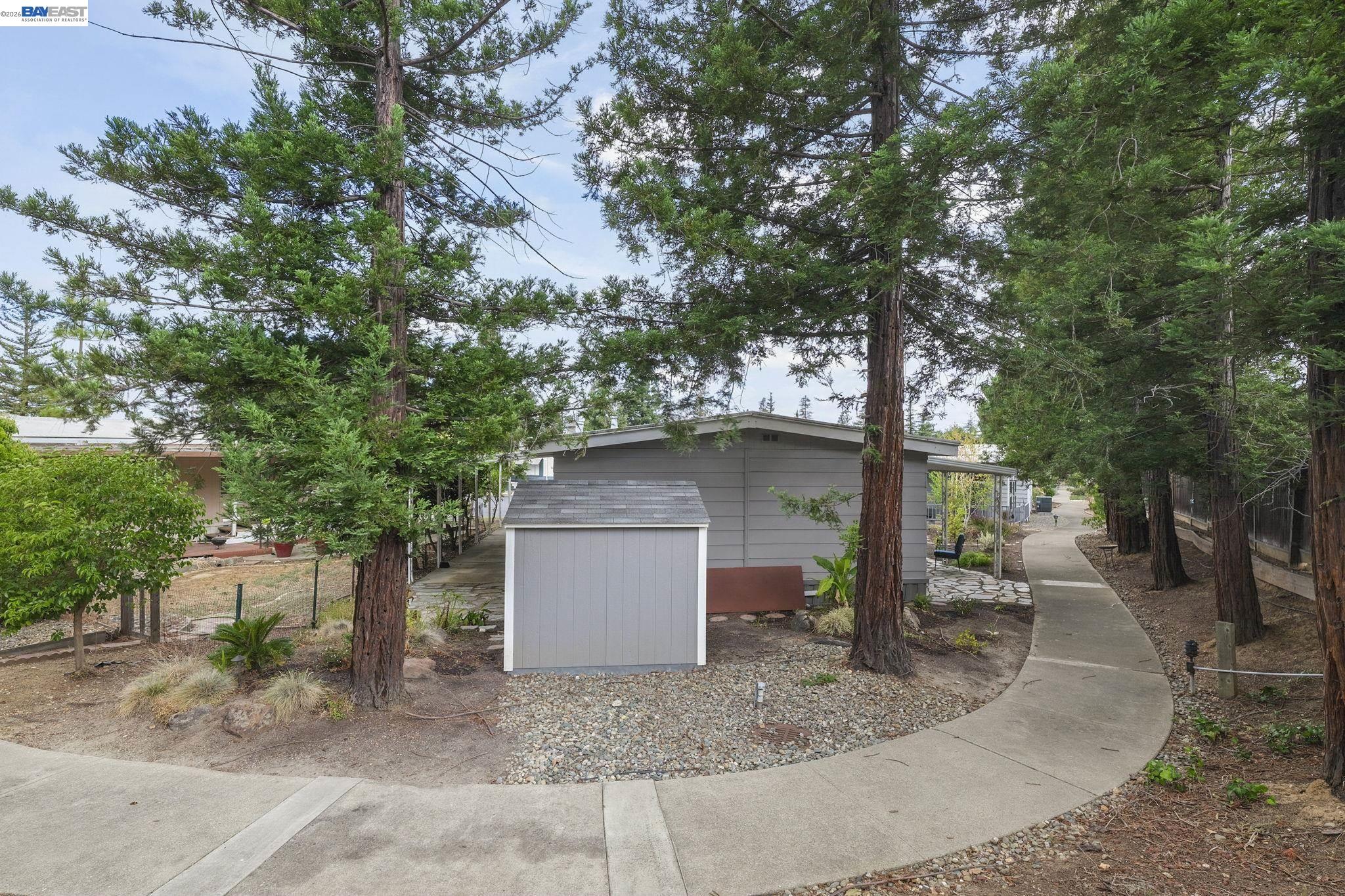3231 Vineyard Ave., #70 # 70
