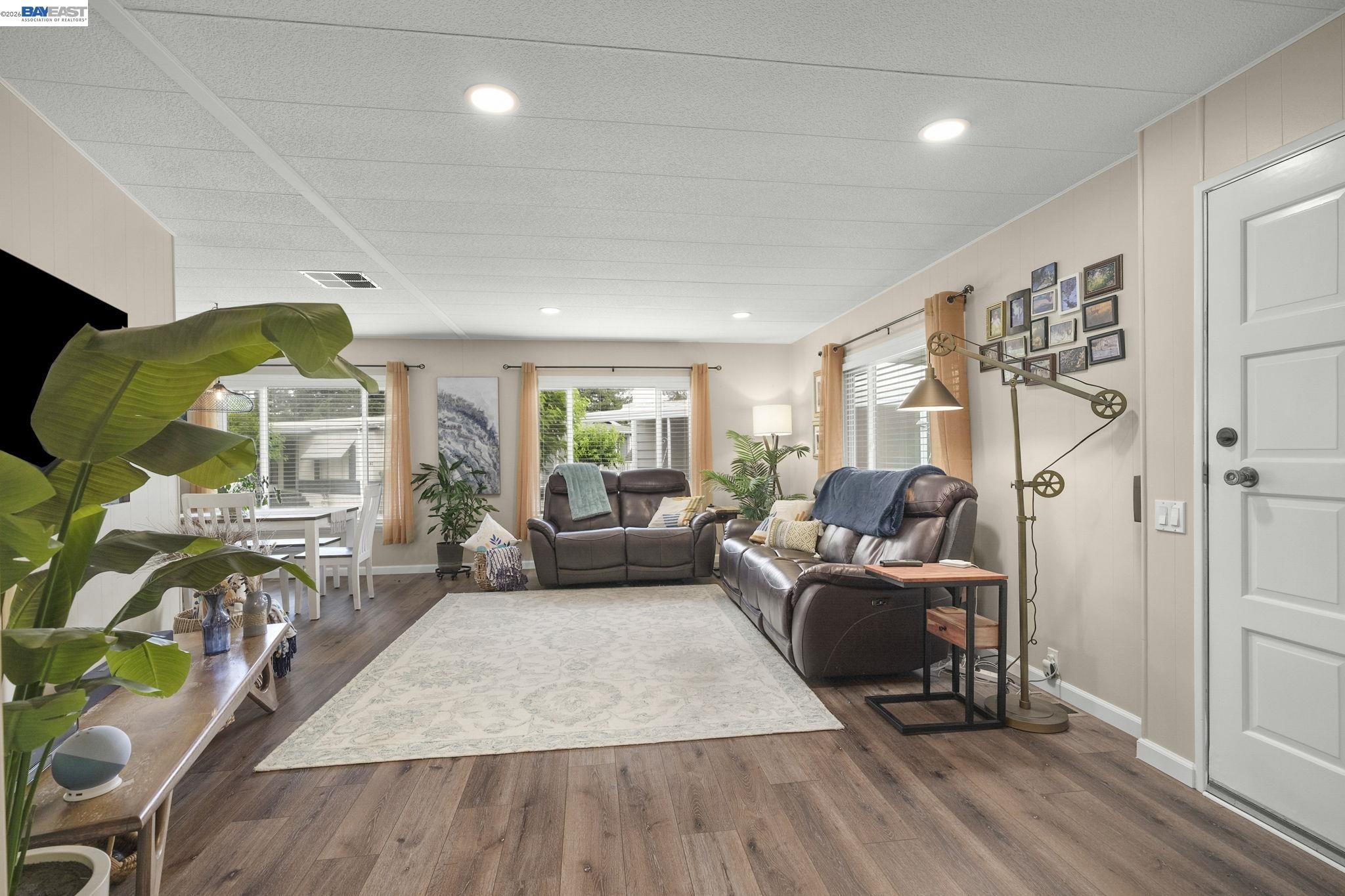 3231 Vineyard Ave., #70 # 70