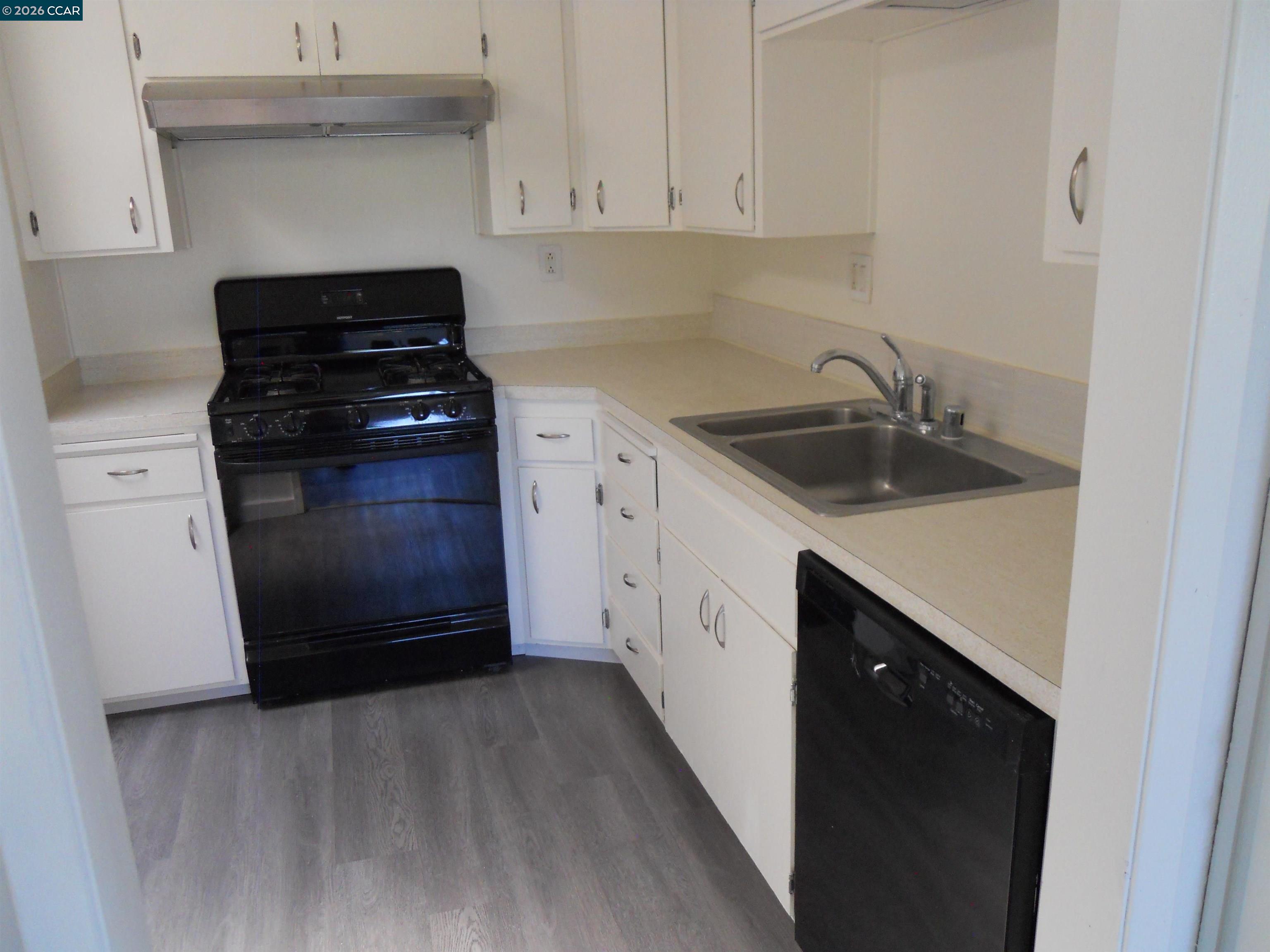 3690 Sundale unit 2