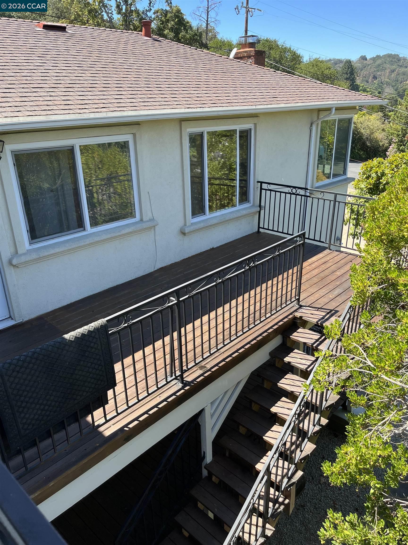 3692 Sundale