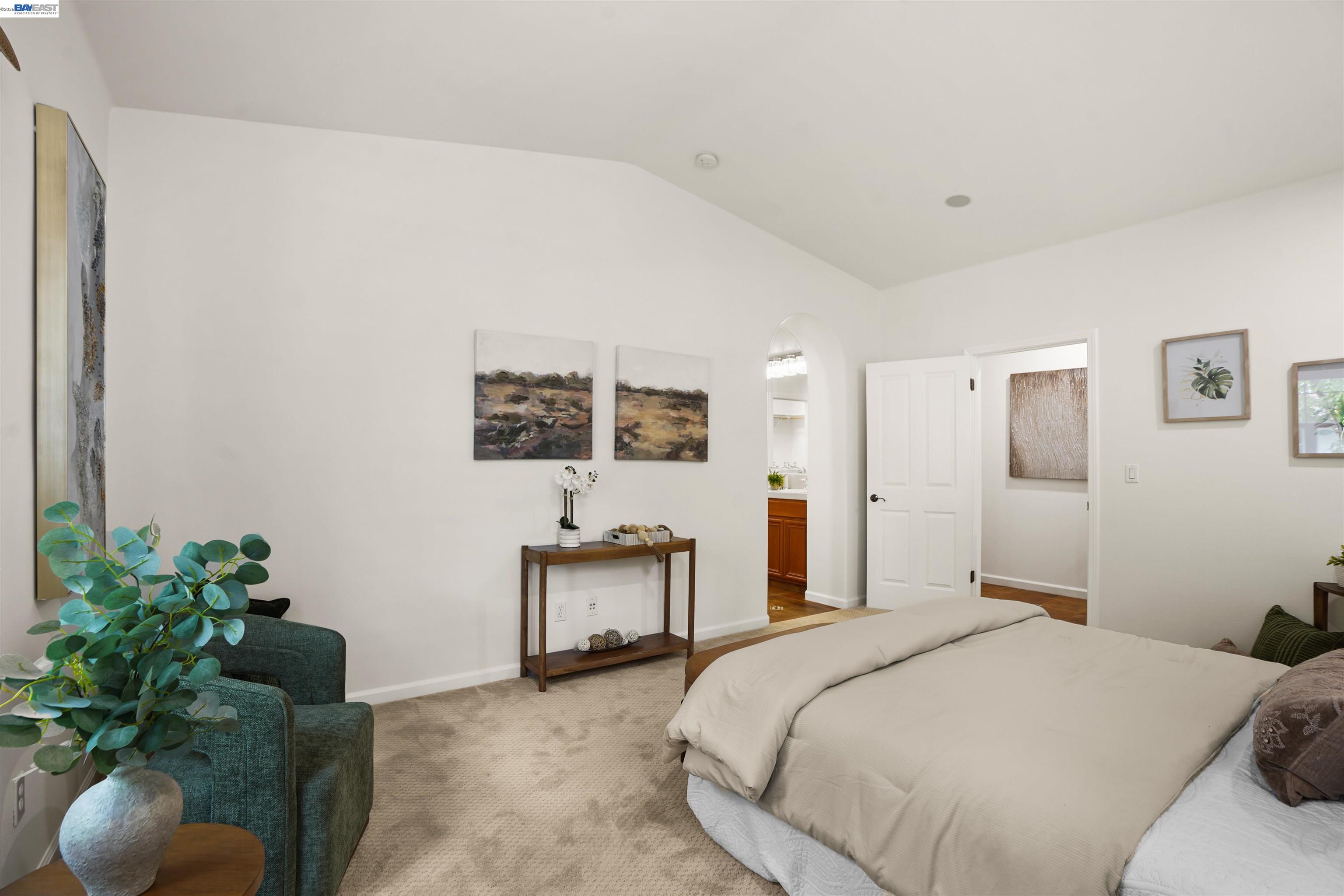 2564 Basswood Dr
