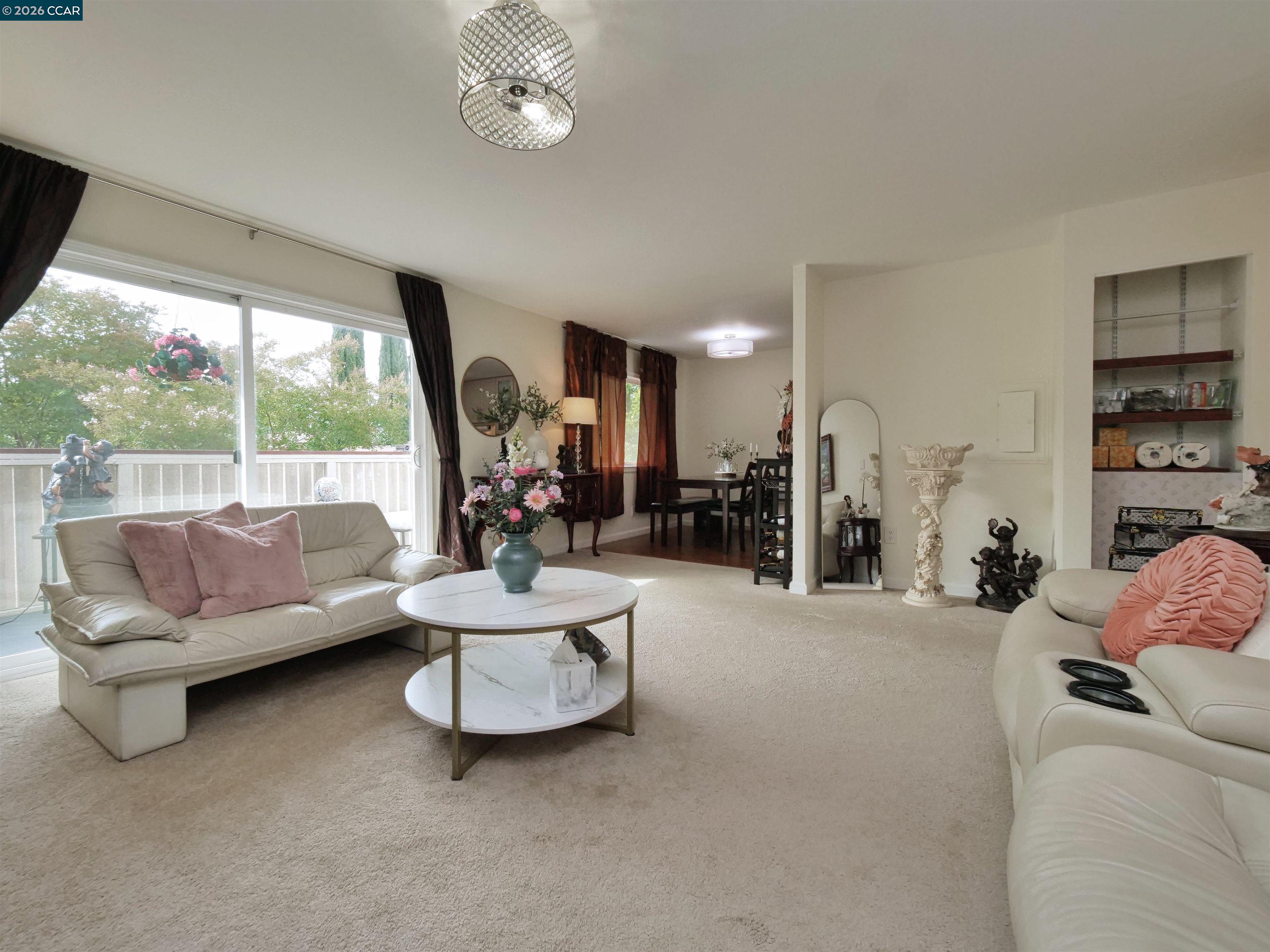 2180 Geary Rd # 20