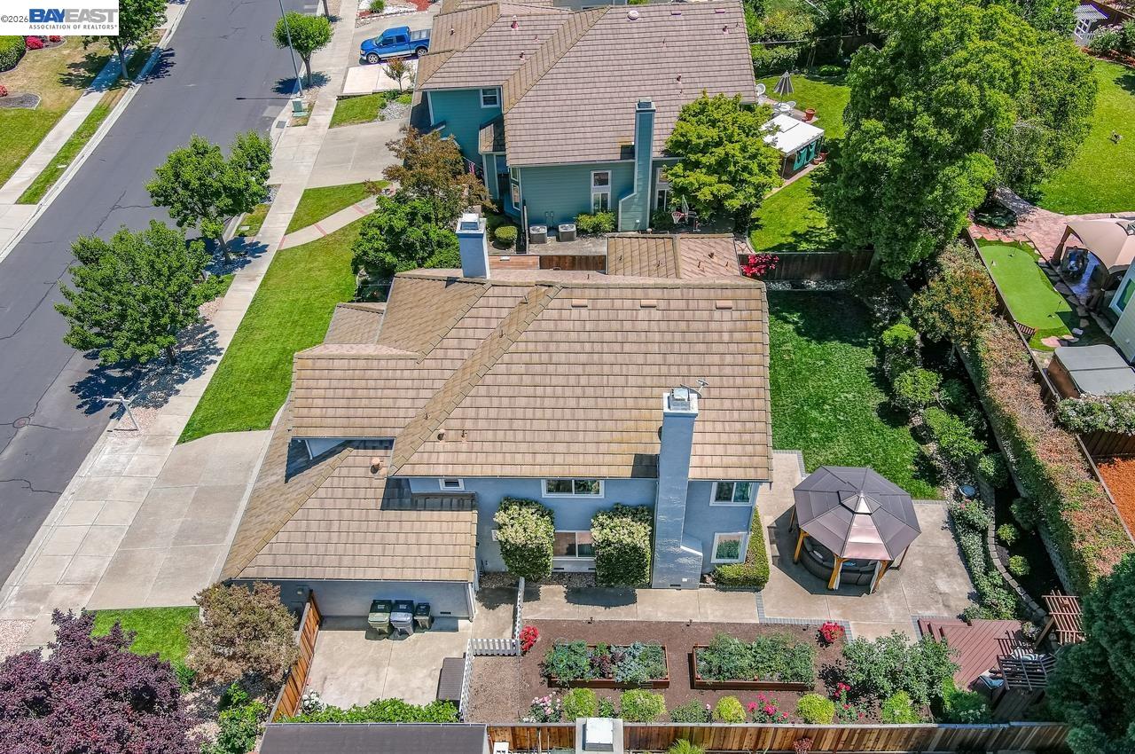 3837 Hillside Ave