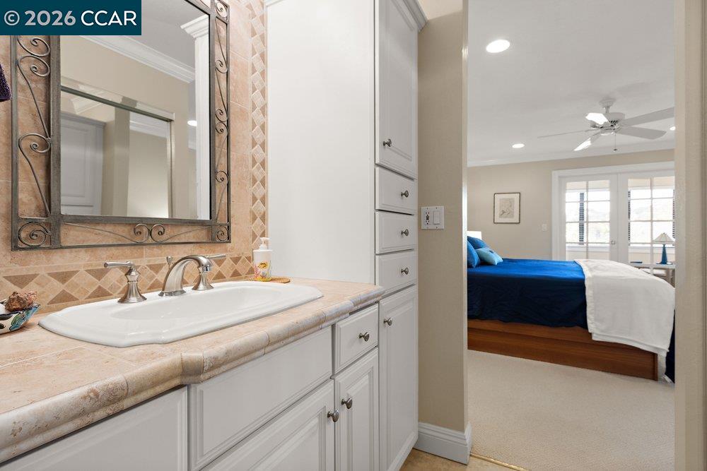 3064 Rossmoor Parkway # 3