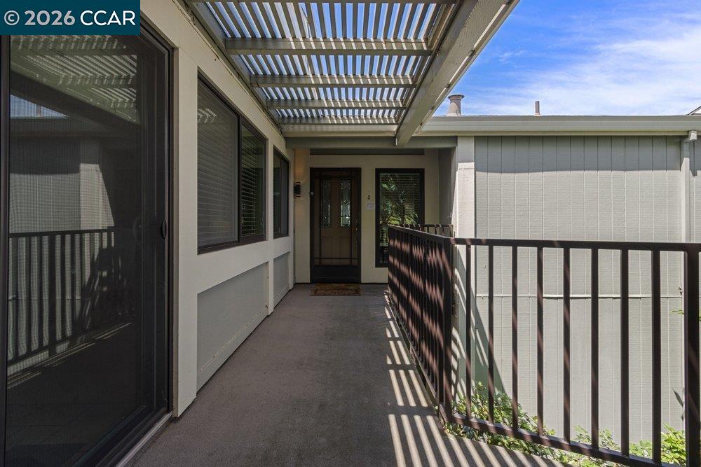 3064 Rossmoor Parkway # 3