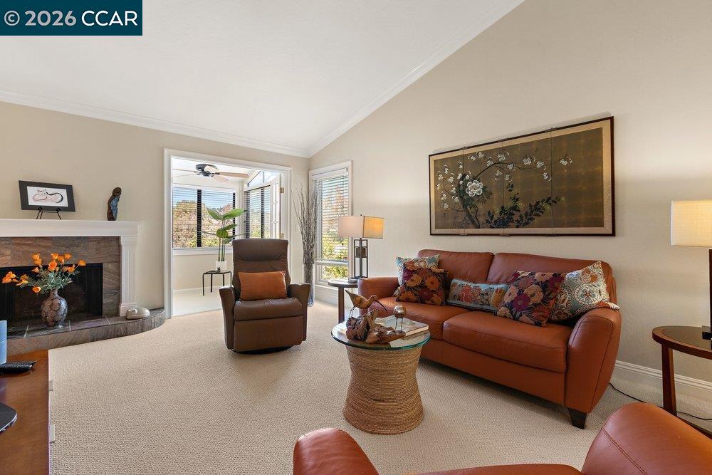 3064 Rossmoor Parkway # 3