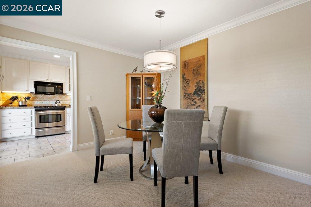 3064 Rossmoor Parkway # 3