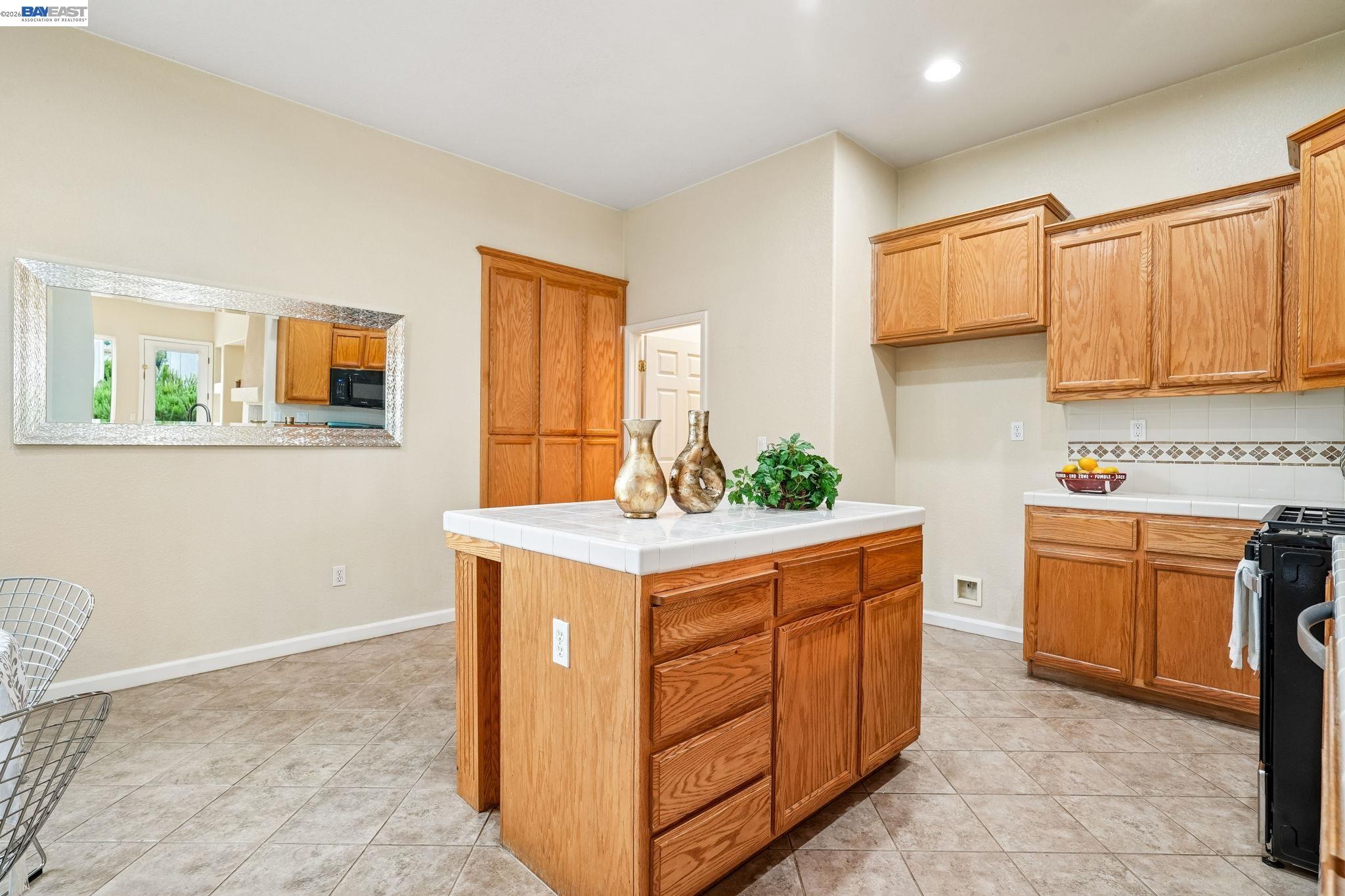 2547 Wesley Ln