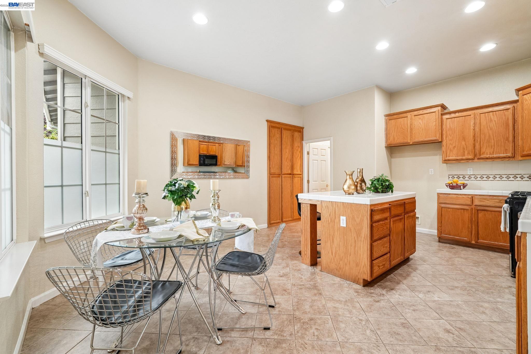 2547 Wesley Ln