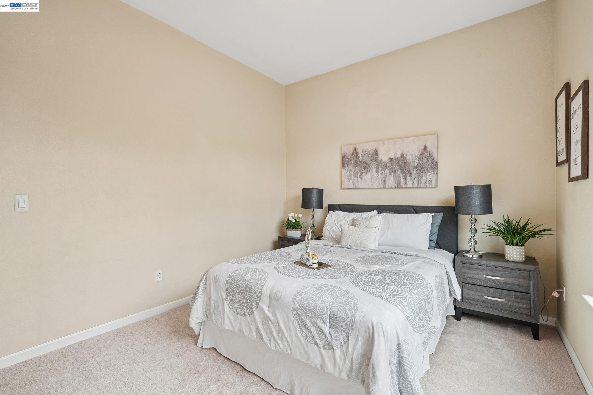 2547 Wesley Ln