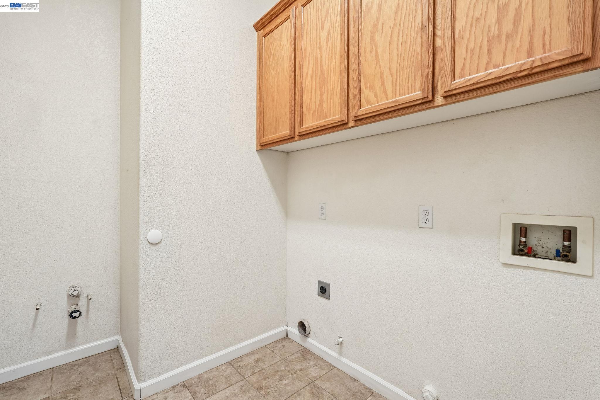 2547 Wesley Ln