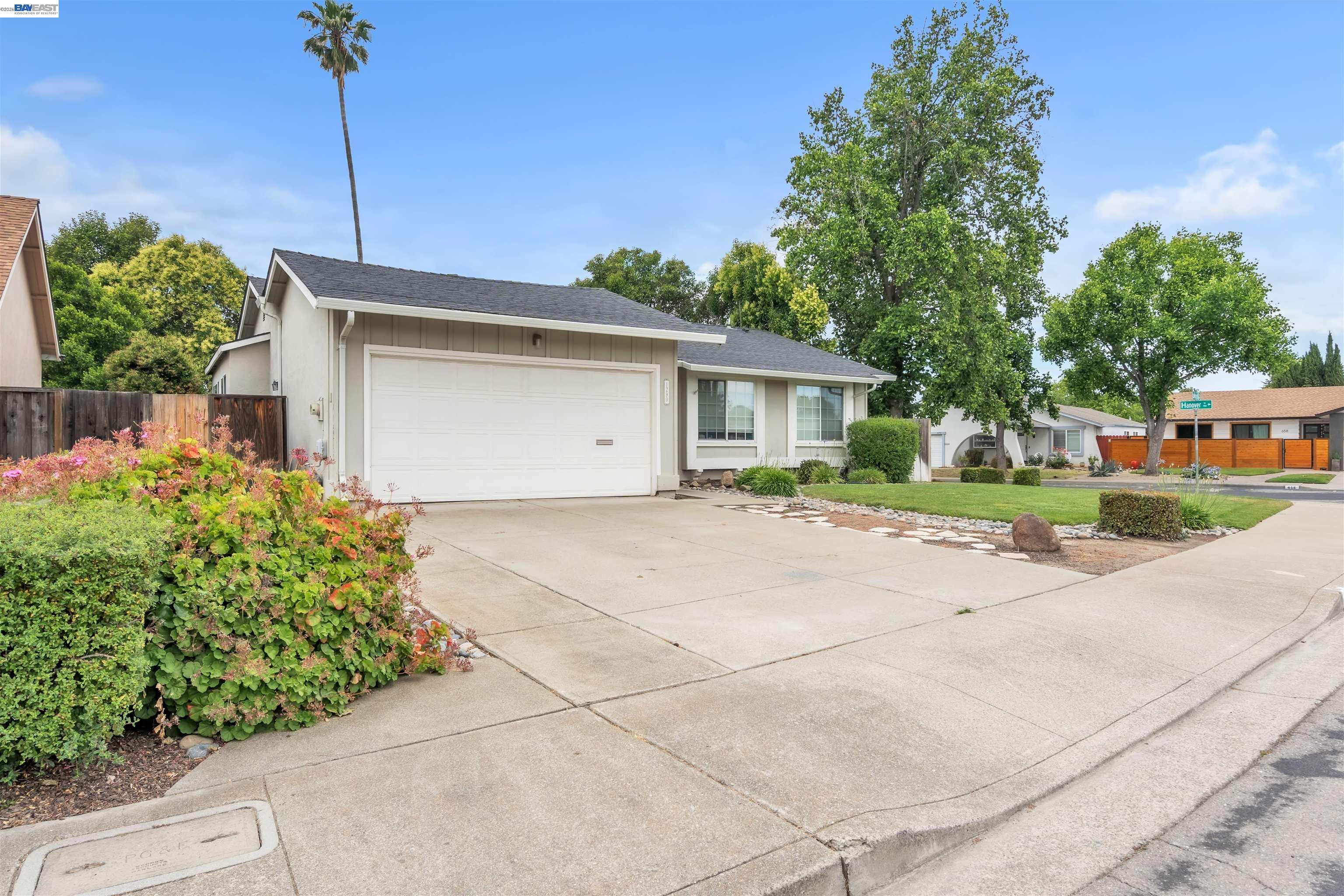 1290 Lakehurst Road