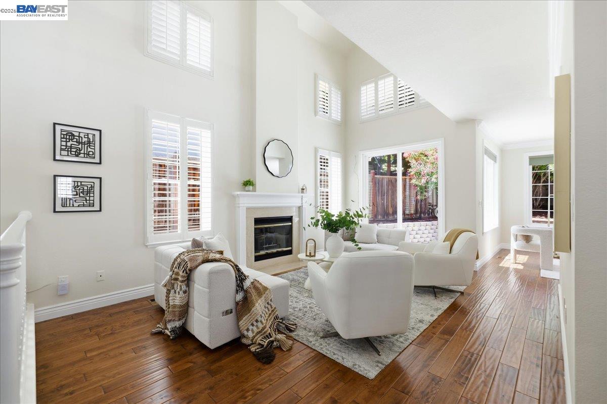 44 Summer Hill Ct