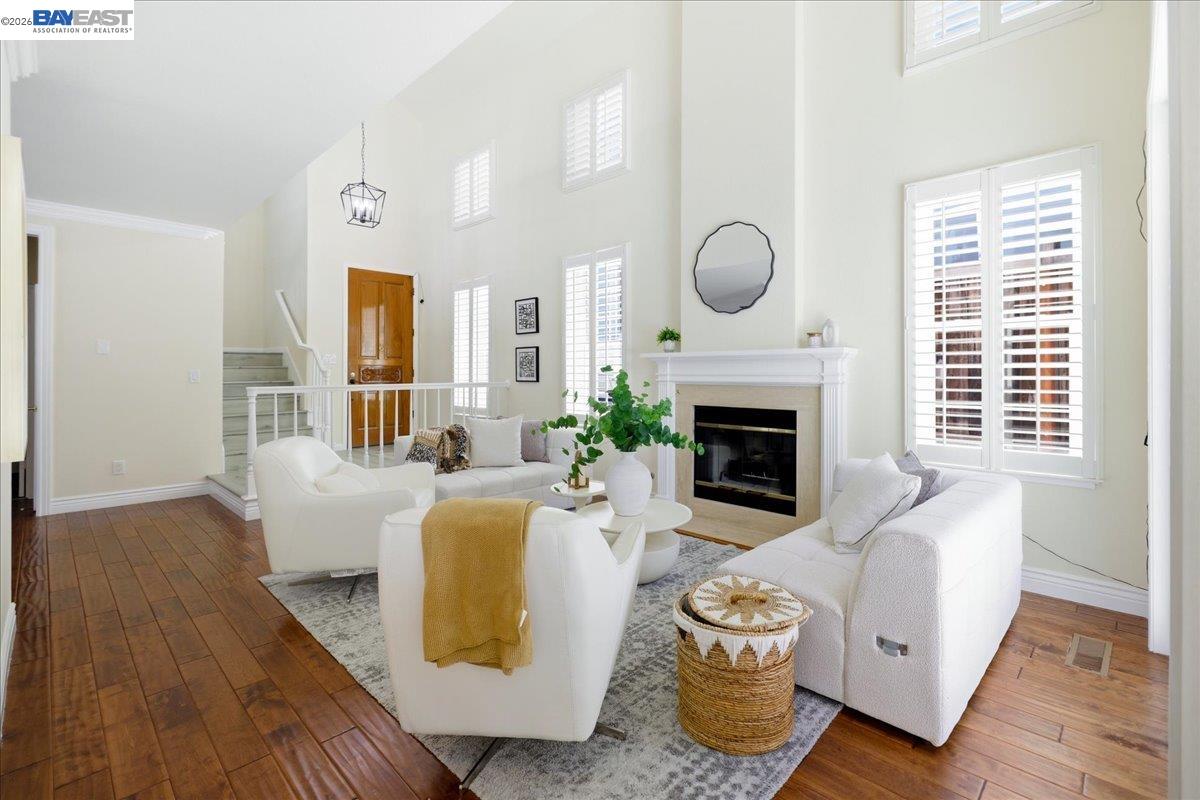 44 Summer Hill Ct