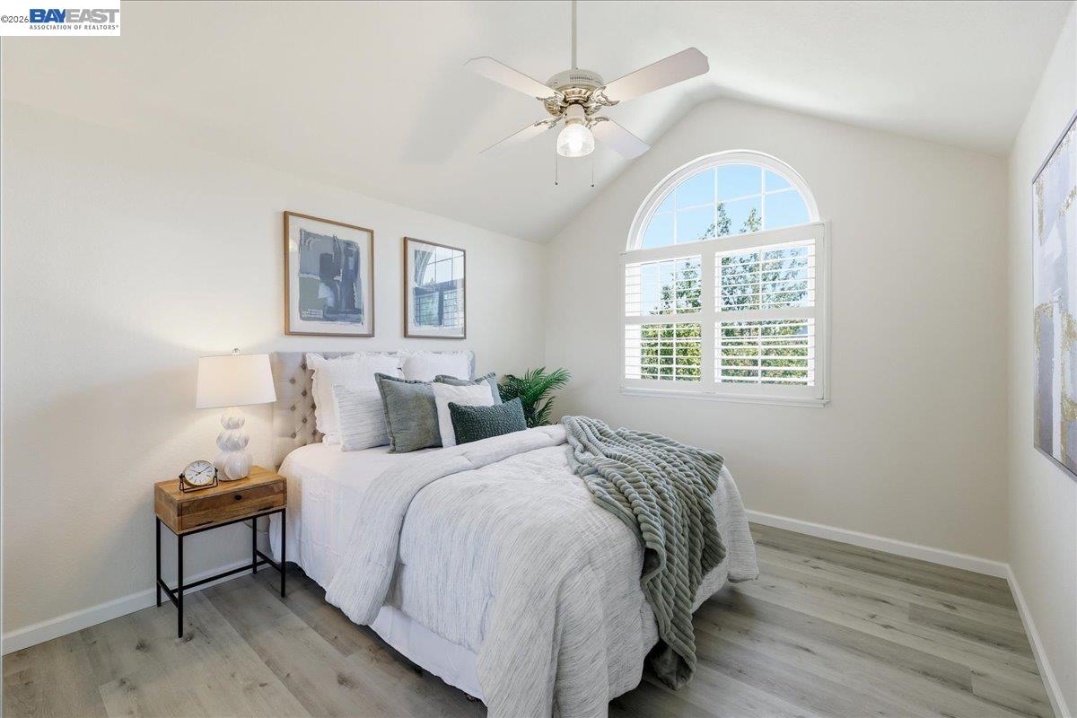 44 Summer Hill Ct