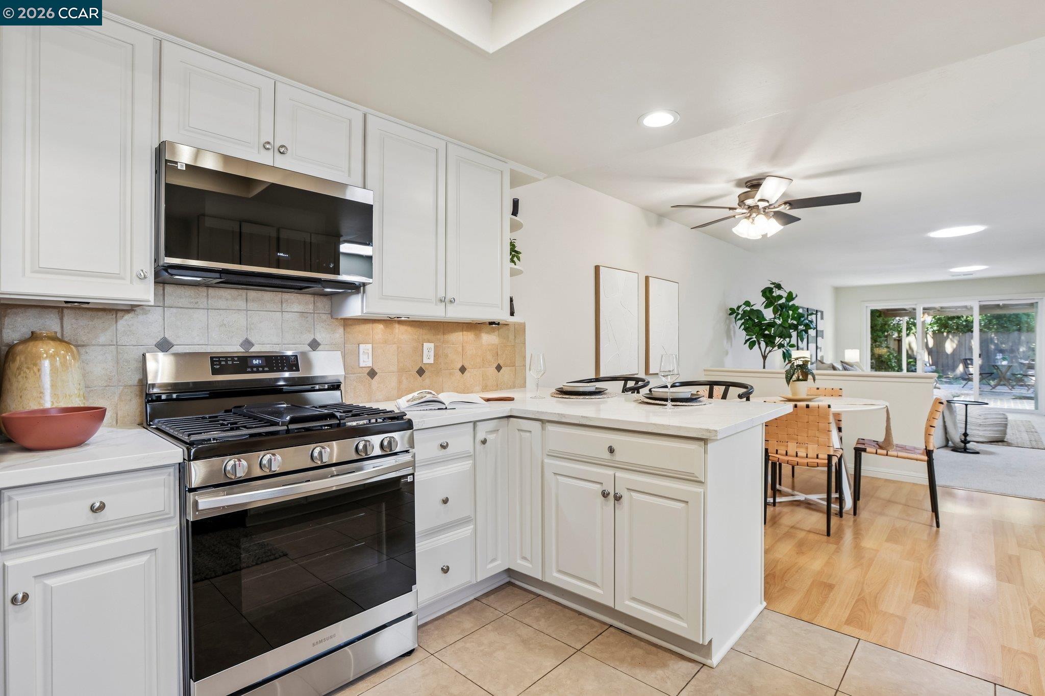 309 La Paz Ct